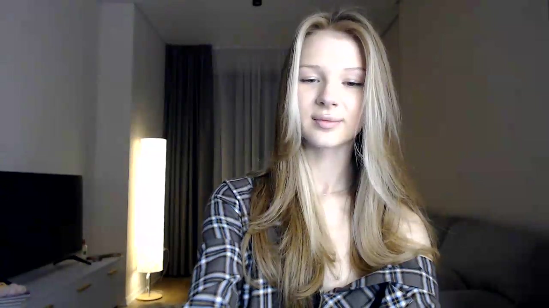 Gallery image thumbnail from CuteBlonde's myfreecams stream on, 06/26/2026, 21:09 image 19 of 20