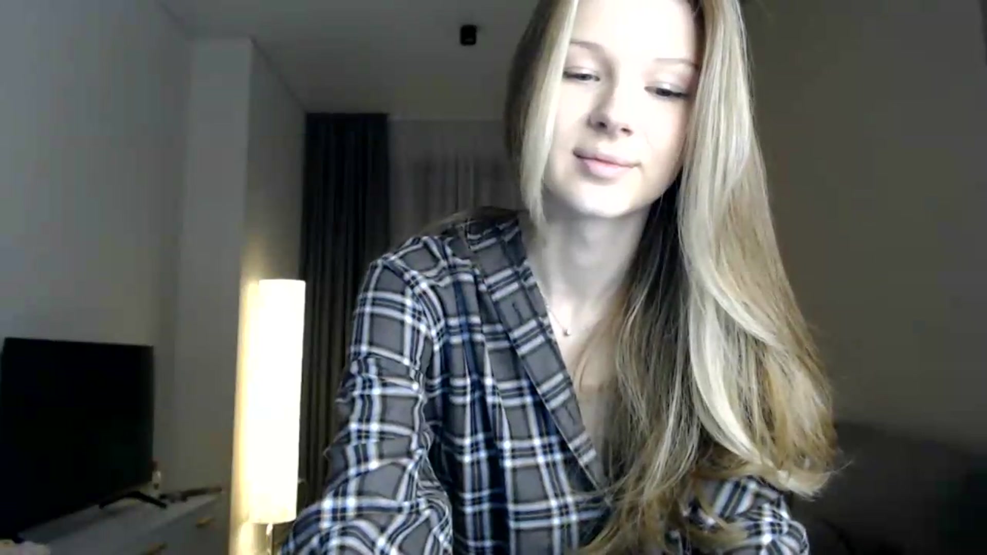 Gallery image thumbnail from CuteBlonde's myfreecams stream on, 06/26/2026, 21:09 image 2 of 20