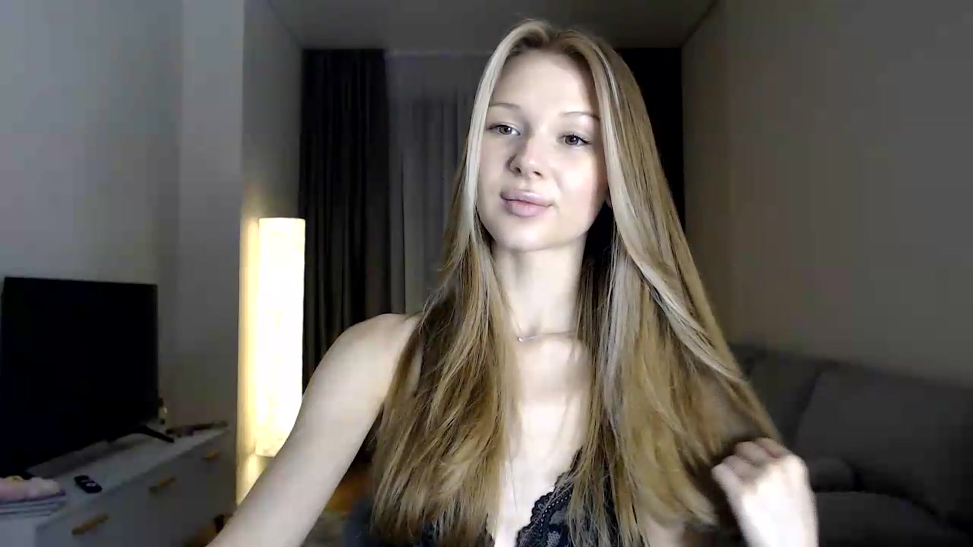 Gallery image thumbnail from CuteBlonde's myfreecams stream on, 06/27/2026, 23:42 image 19 of 20