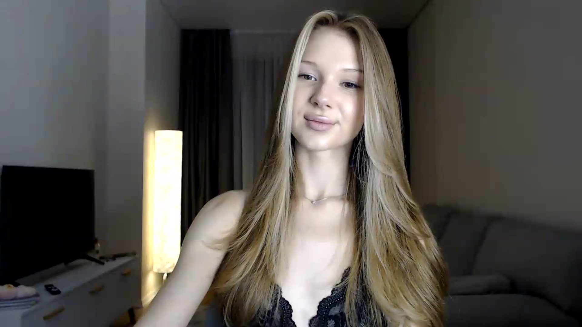 Gallery image thumbnail from CuteBlonde's myfreecams stream on, 06/27/2026, 23:42 image 10 of 20