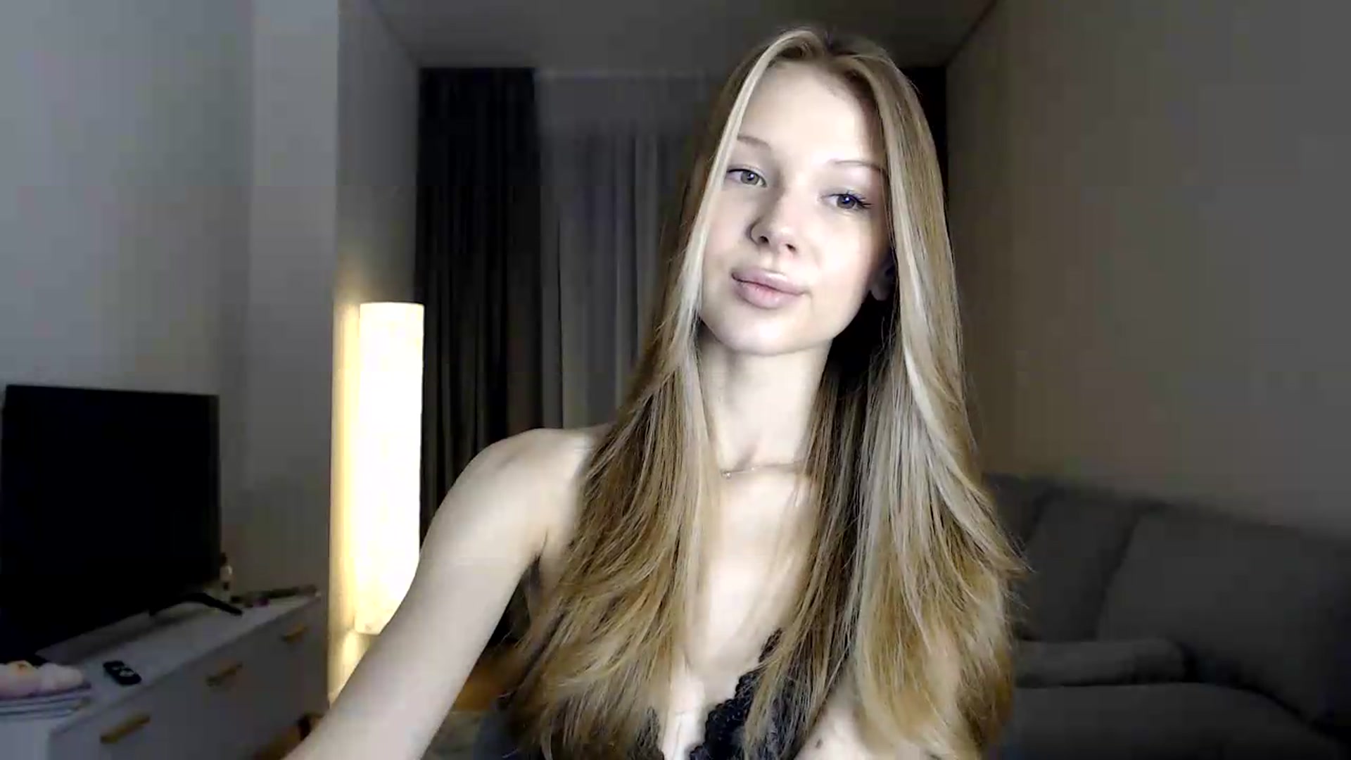 Gallery image thumbnail from CuteBlonde's myfreecams stream on, 06/27/2026, 23:42 image 12 of 20