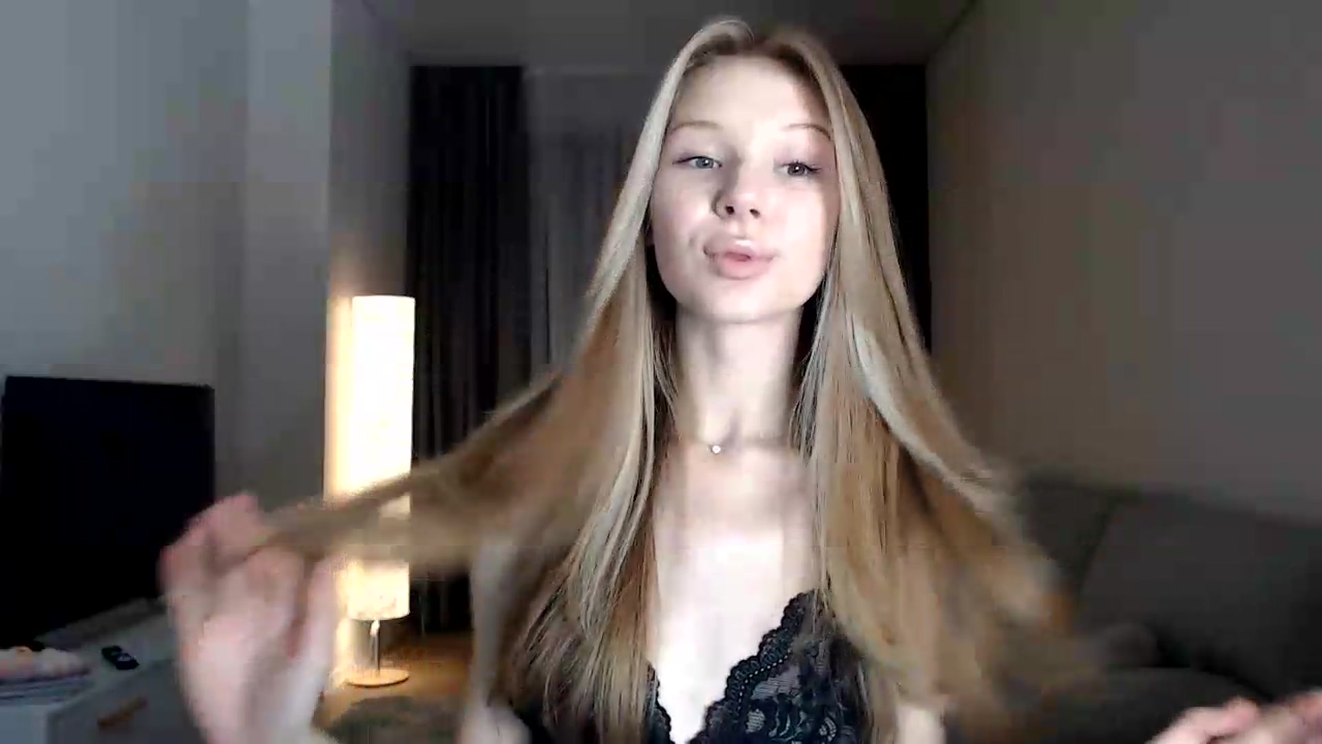 Gallery image thumbnail from CuteBlonde's myfreecams stream on, 06/27/2026, 23:42 image 5 of 20