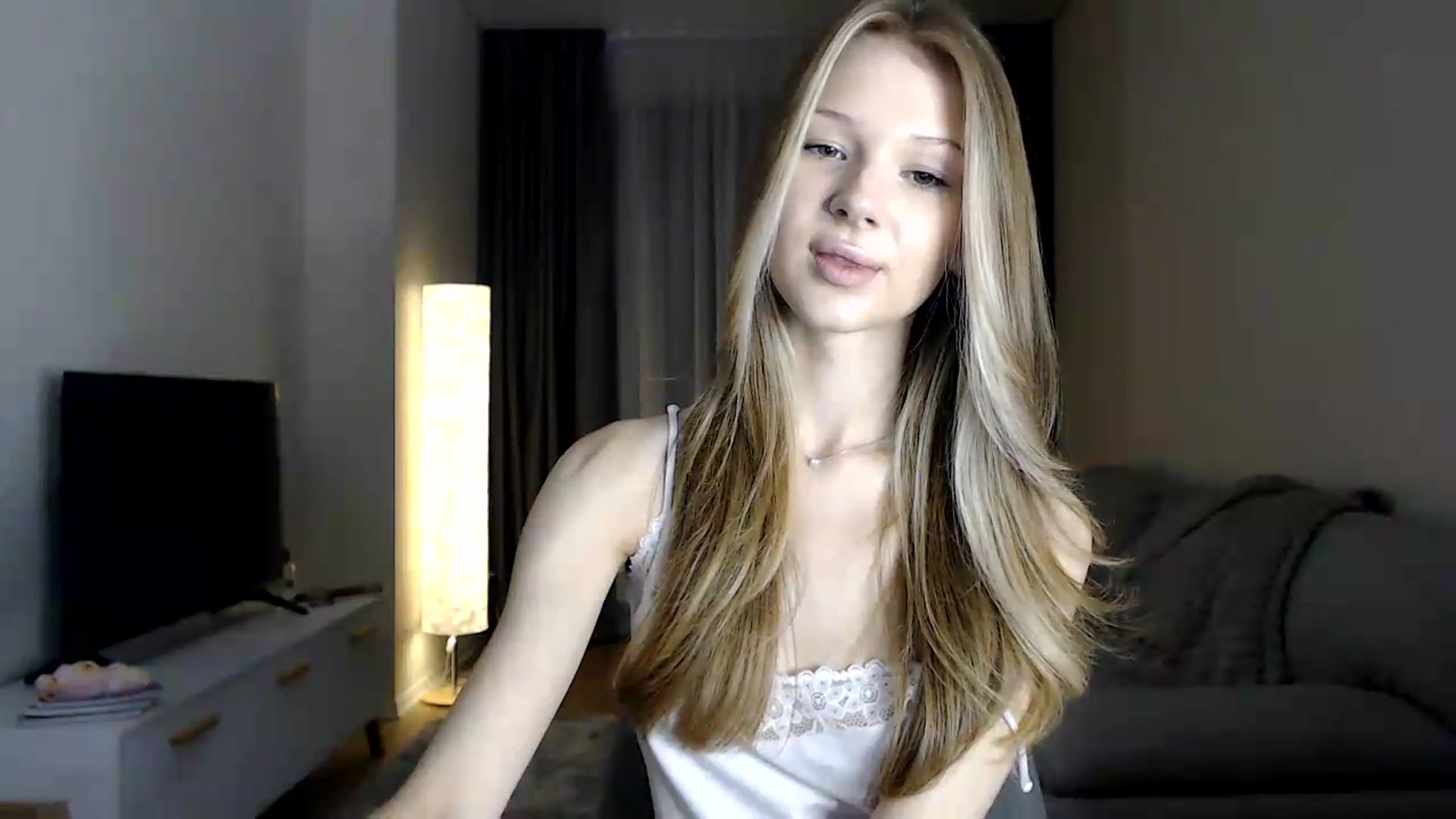 Gallery image thumbnail from CuteBlonde's myfreecams stream on, 06/28/2026, 19:43 image 10 of 20