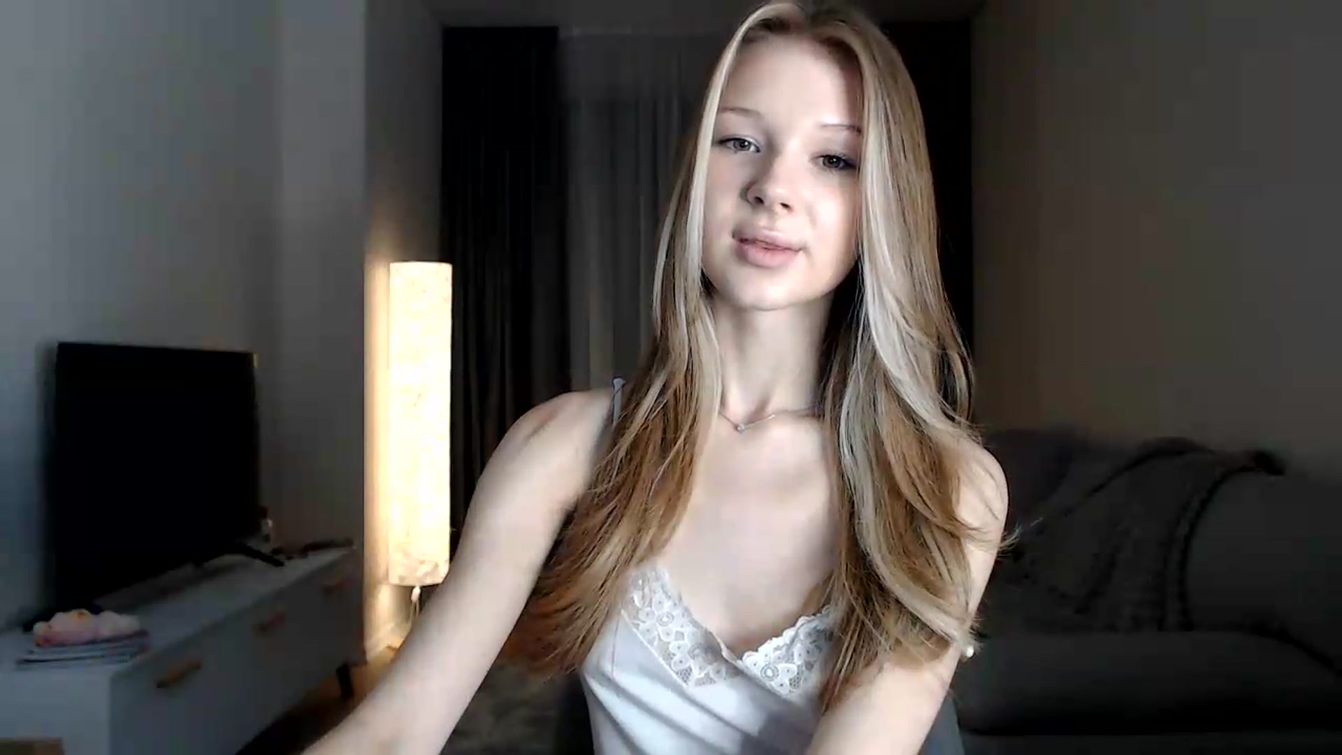Gallery image thumbnail from CuteBlonde's myfreecams stream on, 06/28/2026, 19:43 image 16 of 20