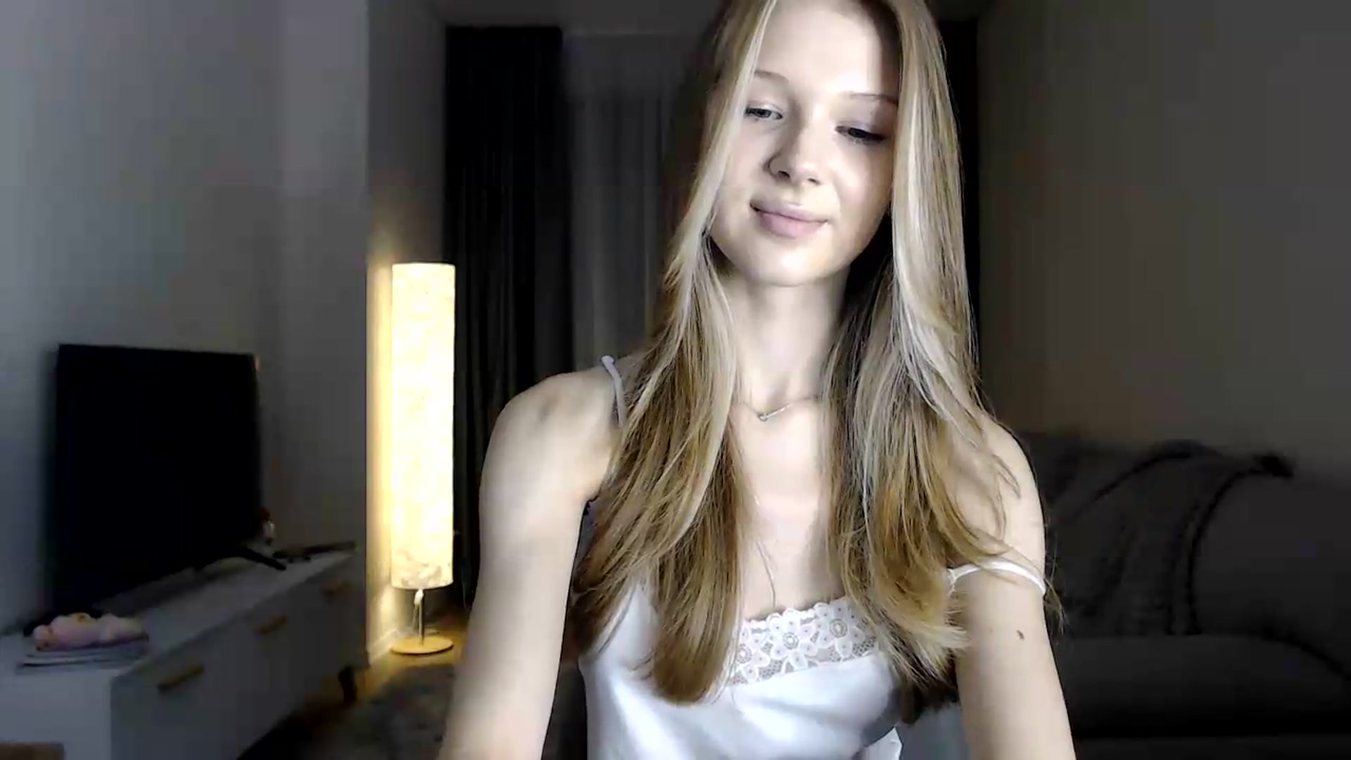 Gallery image thumbnail from CuteBlonde's myfreecams stream on, 06/28/2026, 19:43 image 4 of 20