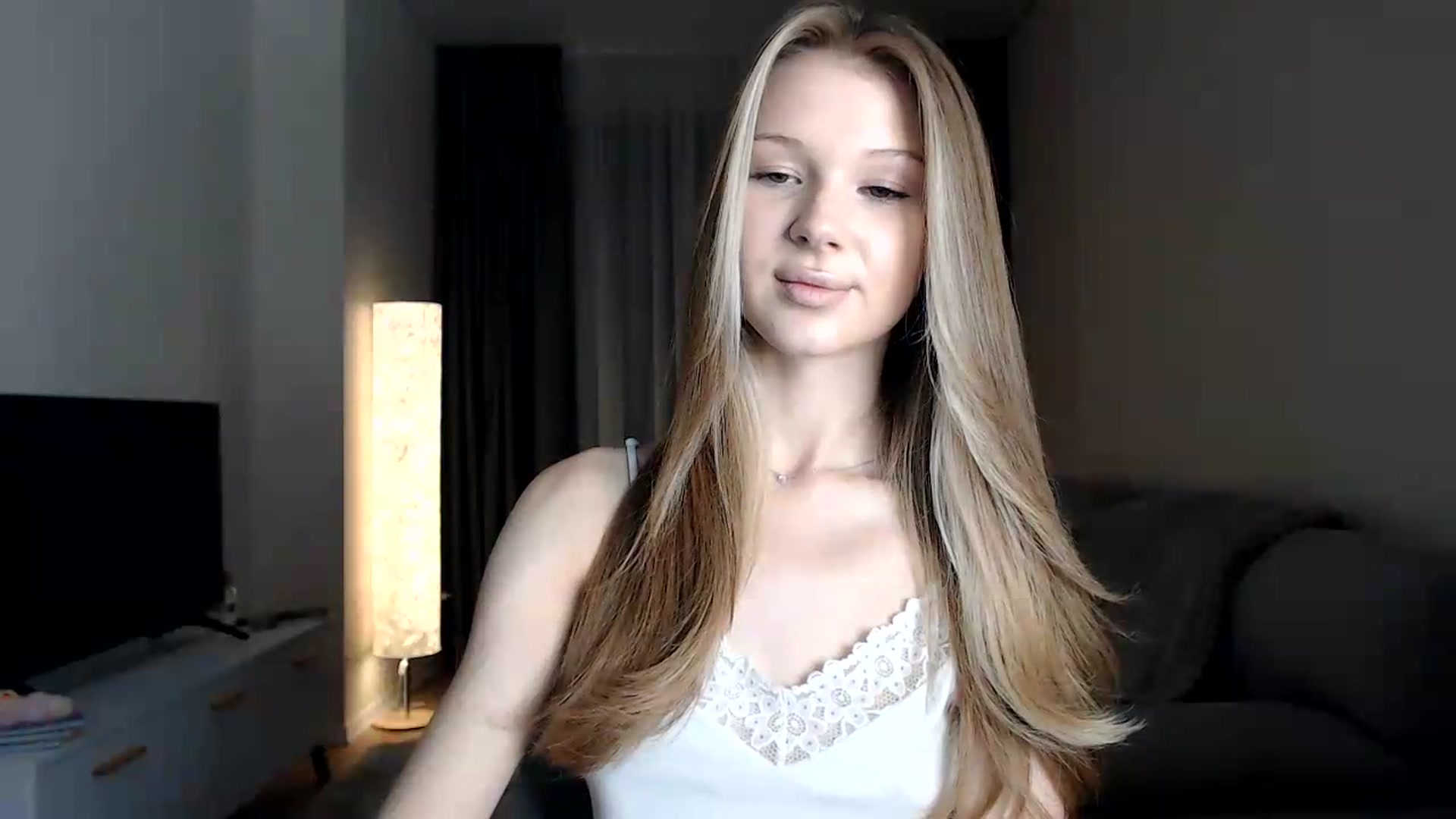 Gallery image thumbnail from CuteBlonde's myfreecams stream on, 06/28/2026, 22:07 image 9 of 20