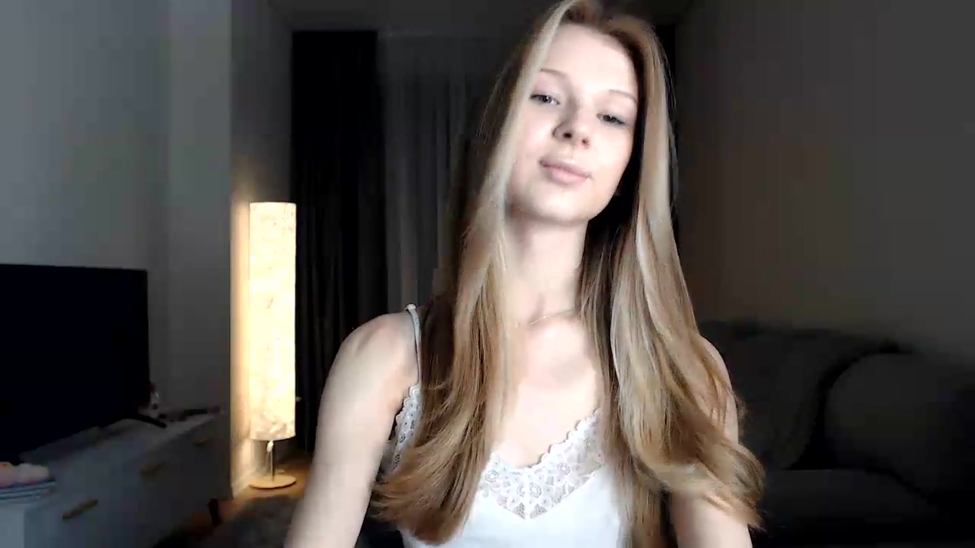 Gallery image thumbnail from CuteBlonde's myfreecams stream on, 06/28/2026, 22:07 image 14 of 20