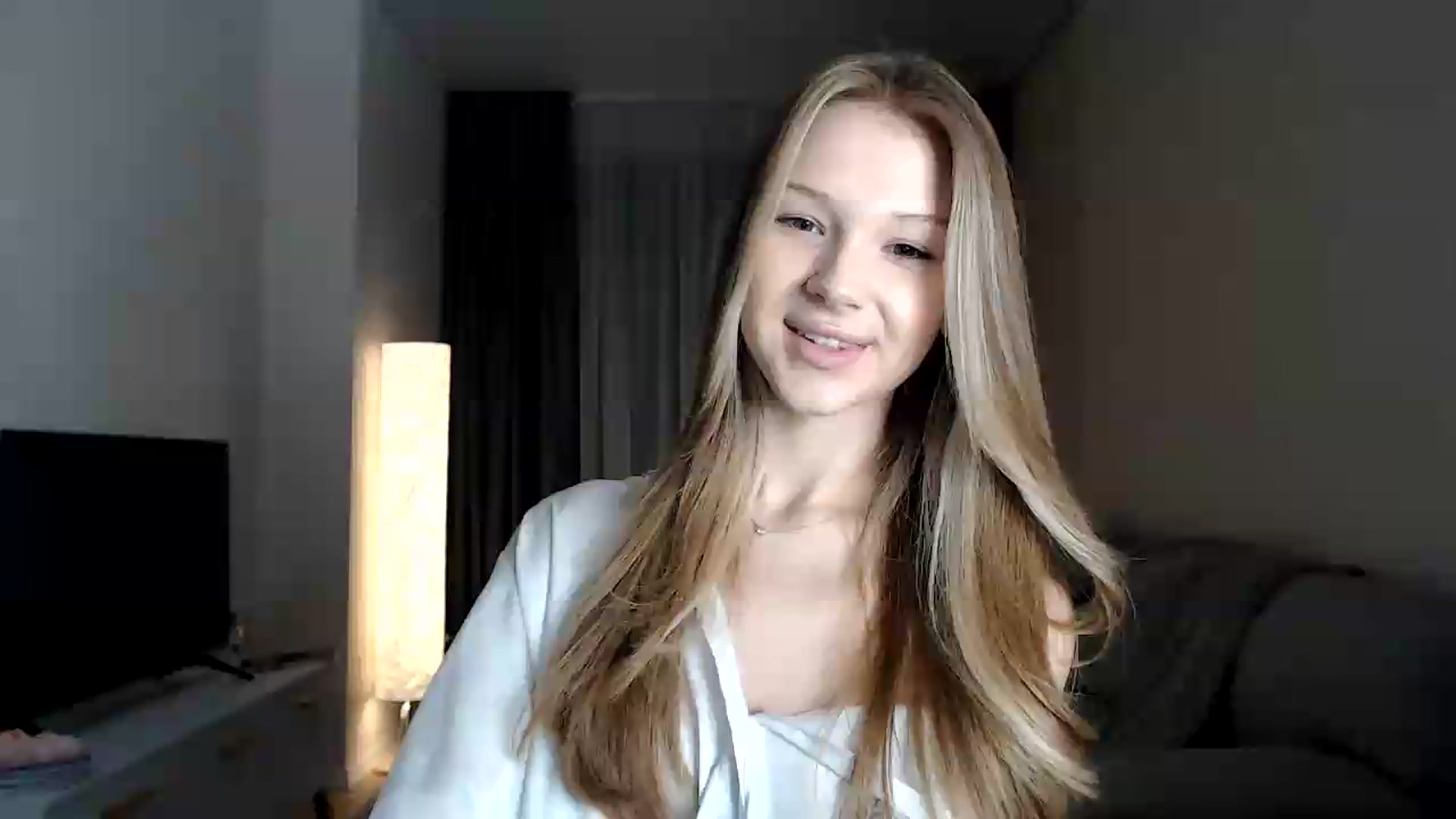 Gallery image thumbnail from CuteBlonde's myfreecams stream on, 07/01/2026, 01:22 image 13 of 20