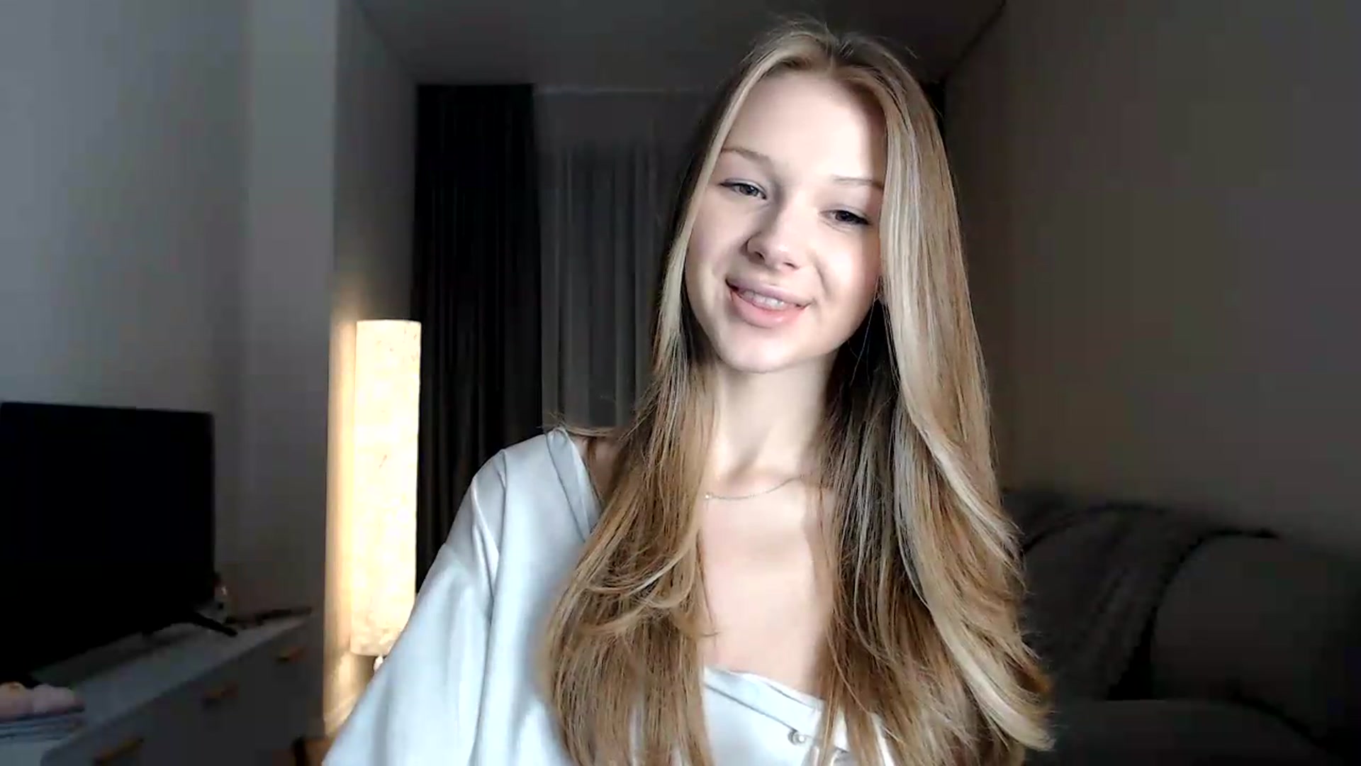Gallery image thumbnail from CuteBlonde's myfreecams stream on, 07/01/2026, 01:22 image 6 of 20