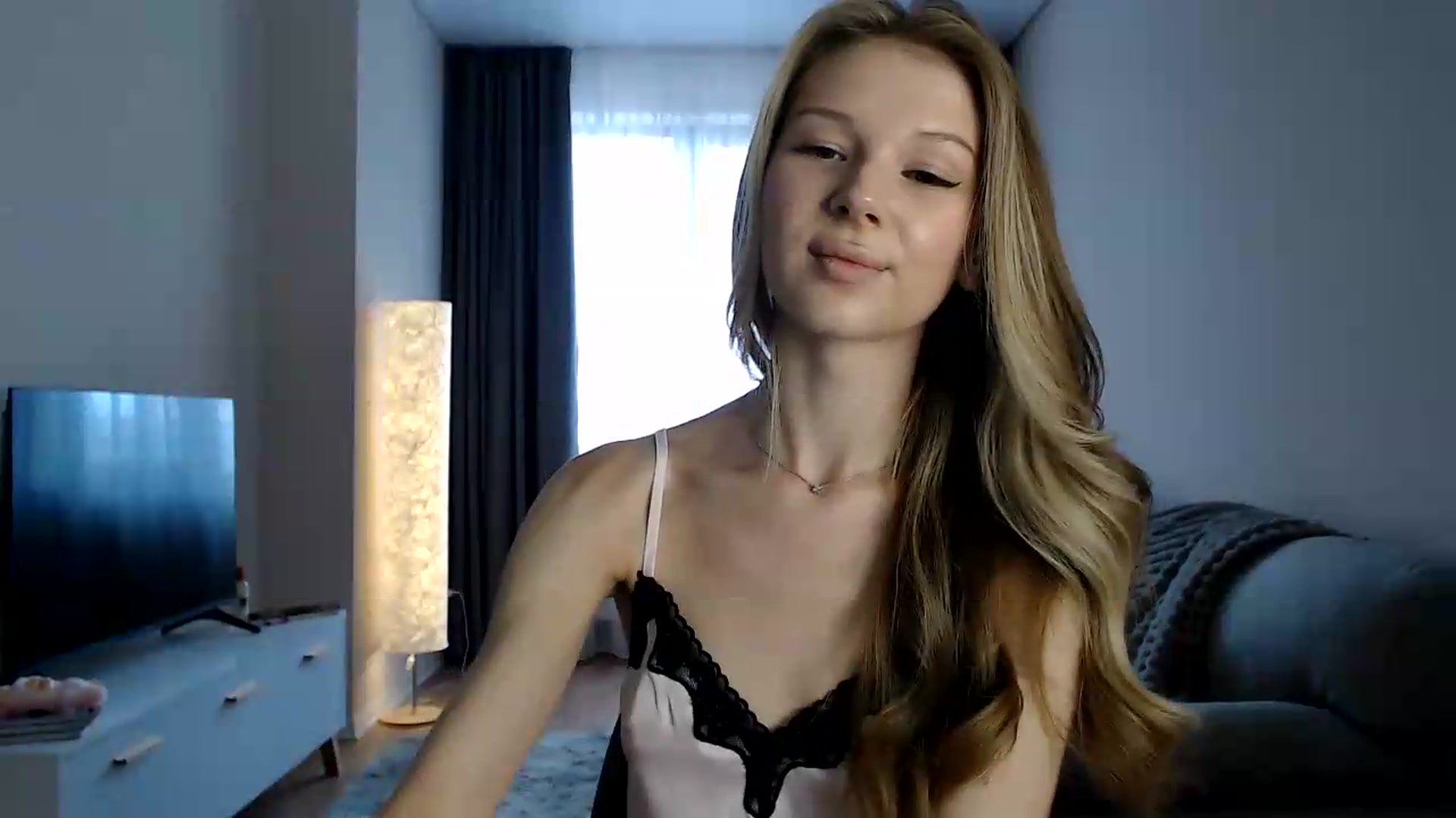 Gallery image thumbnail from CuteBlonde's myfreecams stream on, 07/04/2026, 06:12 image 17 of 20