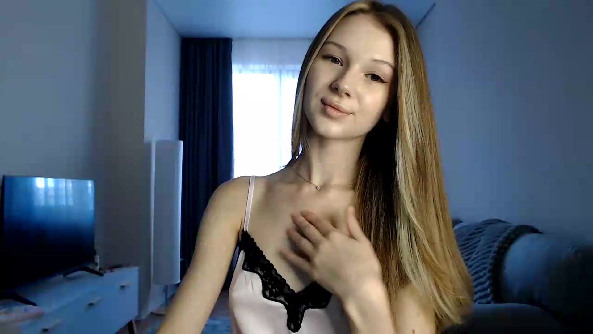Gallery image thumbnail from CuteBlonde's myfreecams stream on, 07/05/2026, 05:56 image 11 of 20