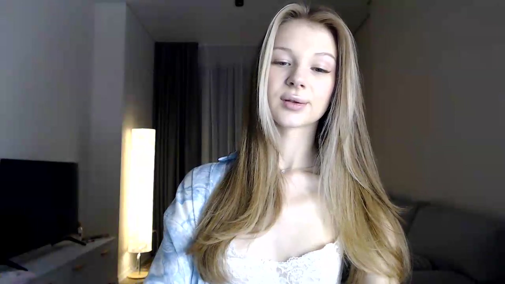Gallery image thumbnail from CuteBlonde's myfreecams stream on, 07/05/2026, 22:08 image 15 of 20