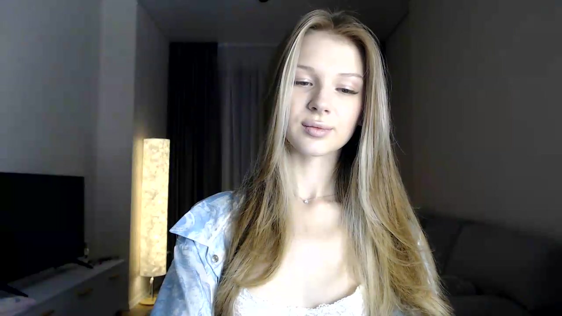 Gallery image thumbnail from CuteBlonde's myfreecams stream on, 07/06/2026, 24:32 image 8 of 20