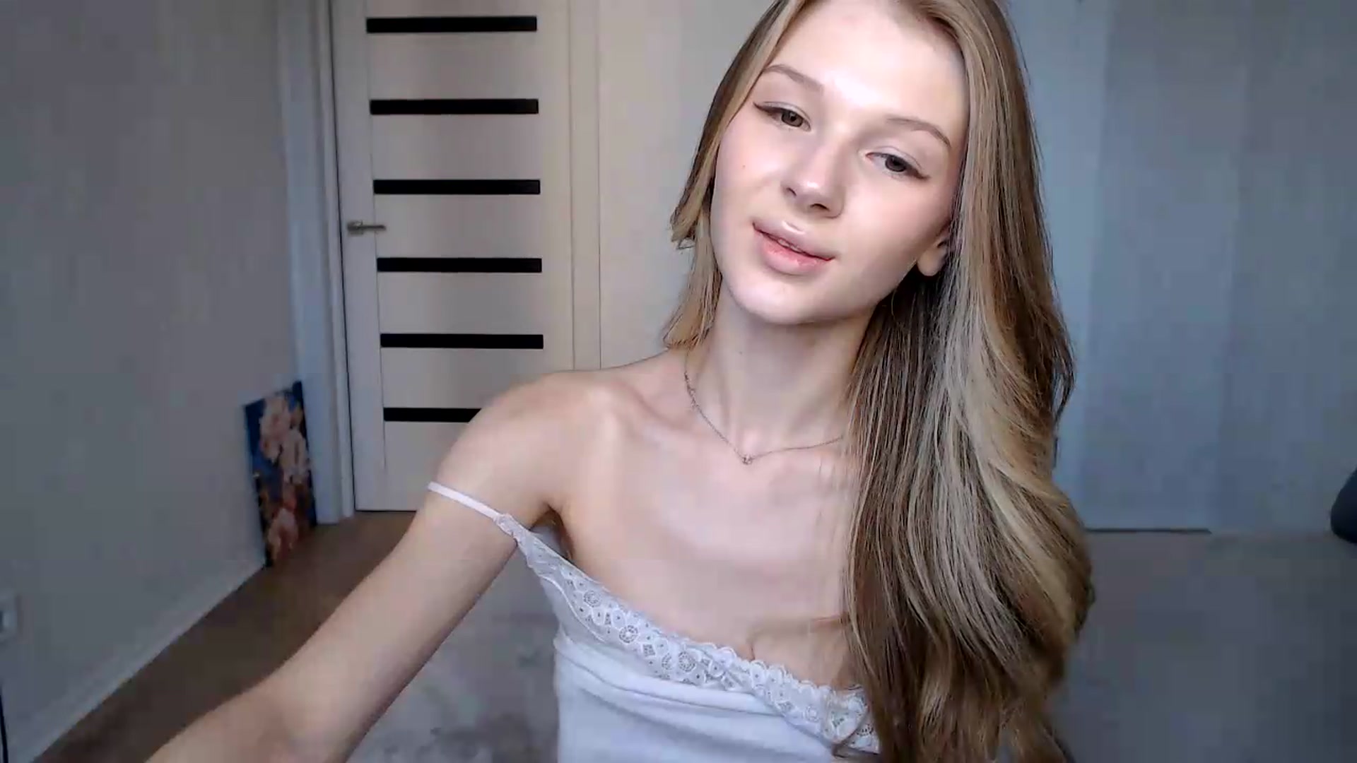 Gallery image thumbnail from CuteBlonde's myfreecams stream on, 07/06/2026, 14:29 image 14 of 20