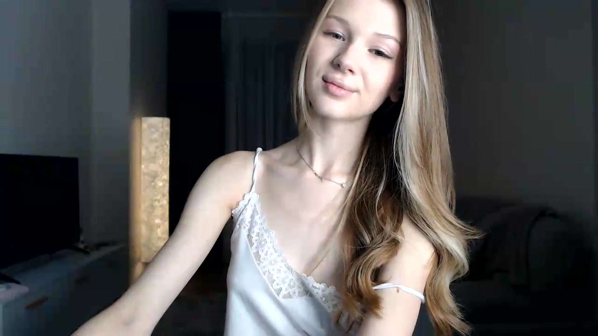 Gallery image thumbnail from CuteBlonde's myfreecams stream on, 07/07/2026, 24:38 image 19 of 20