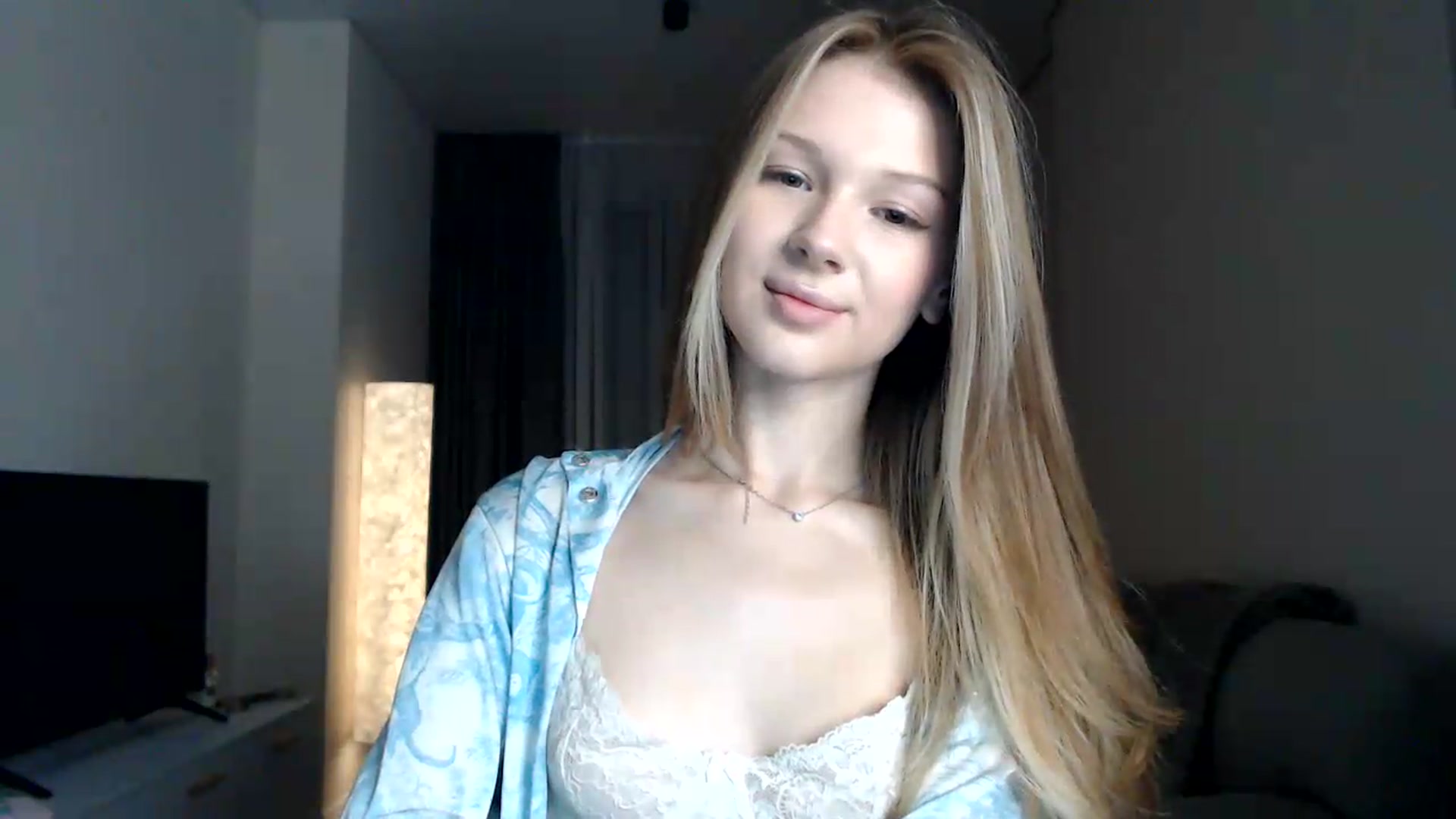 Gallery image thumbnail from CuteBlonde's myfreecams stream on, 07/09/2026, 20:27 image 3 of 20