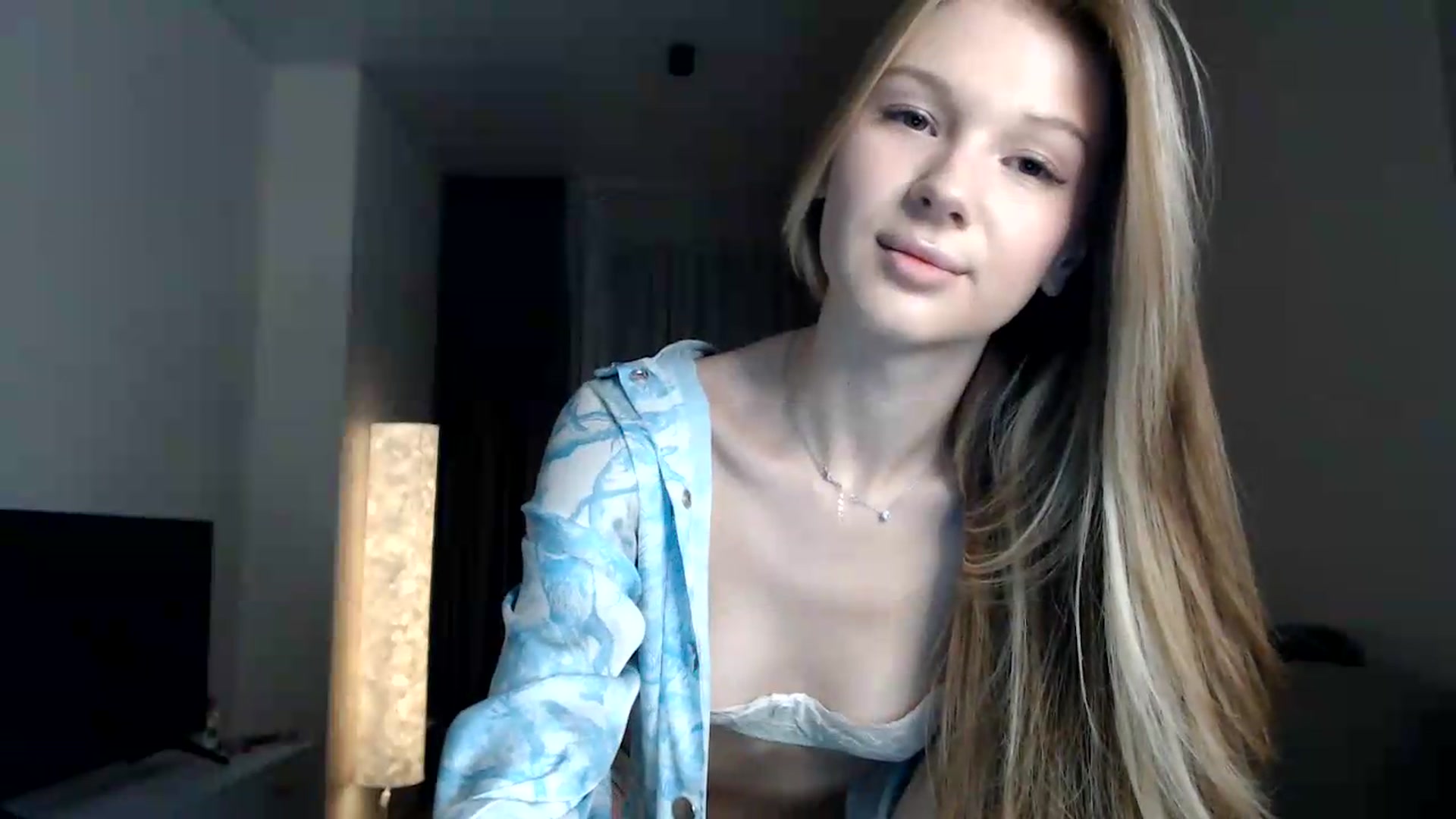 Gallery image thumbnail from CuteBlonde's myfreecams stream on, 07/09/2026, 20:27 image 6 of 20