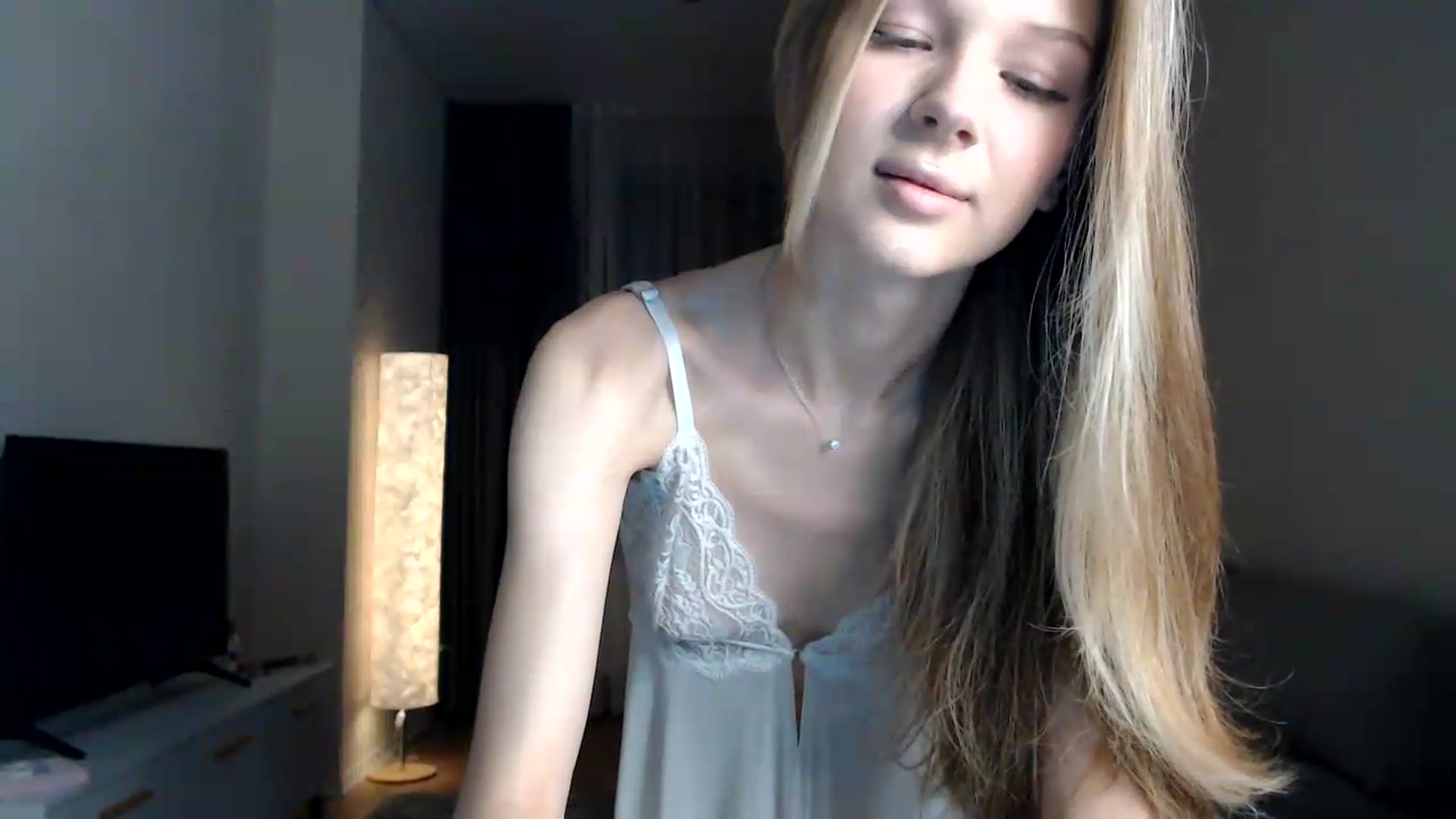Gallery image thumbnail from CuteBlonde's myfreecams stream on, 07/10/2026, 21:42 image 13 of 20