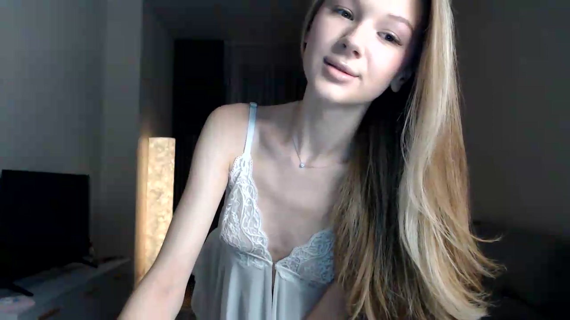 Gallery image thumbnail from CuteBlonde's myfreecams stream on, 07/10/2026, 21:42 image 5 of 20