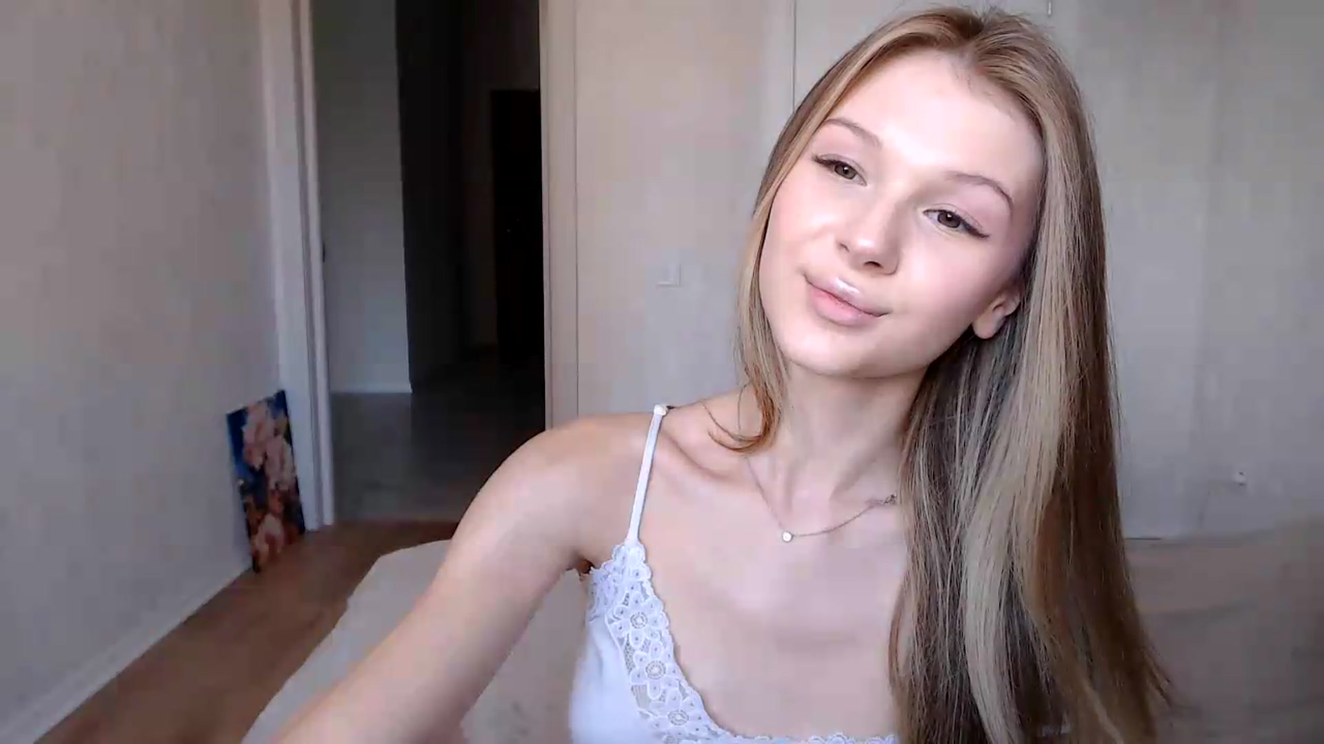 Gallery image thumbnail from CuteBlonde's myfreecams stream on, 07/11/2026, 10:33 image 15 of 20