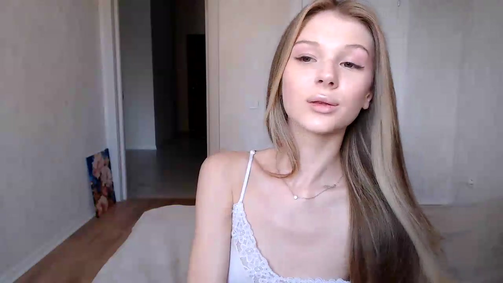 Gallery image thumbnail from CuteBlonde's myfreecams stream on, 07/11/2026, 10:33 image 19 of 20