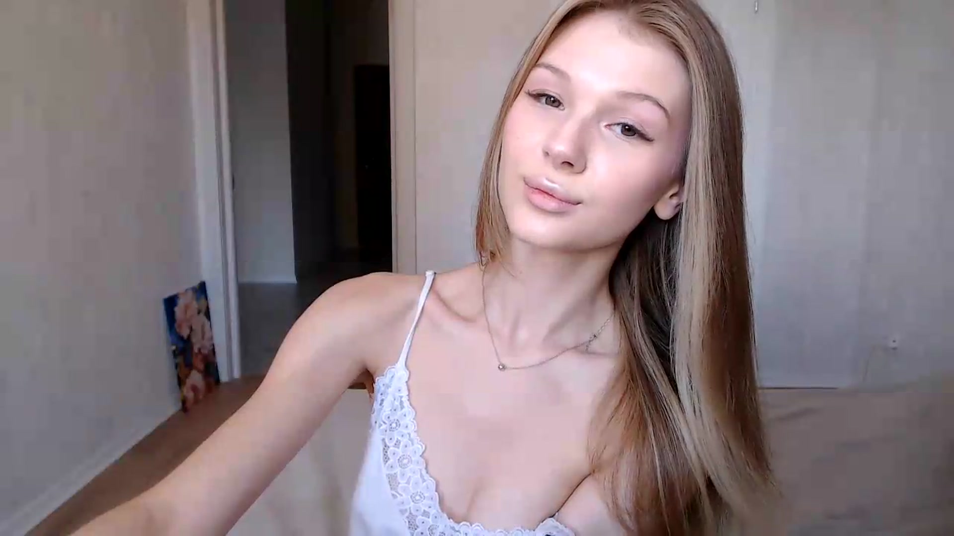 Gallery image thumbnail from CuteBlonde's myfreecams stream on, 07/11/2026, 10:33 image 3 of 20
