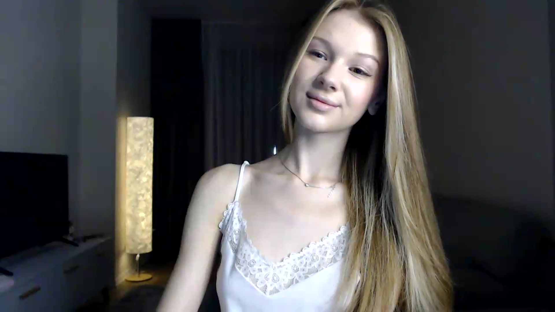 Gallery image thumbnail from CuteBlonde's myfreecams stream on, 07/11/2026, 18:31 image 17 of 20