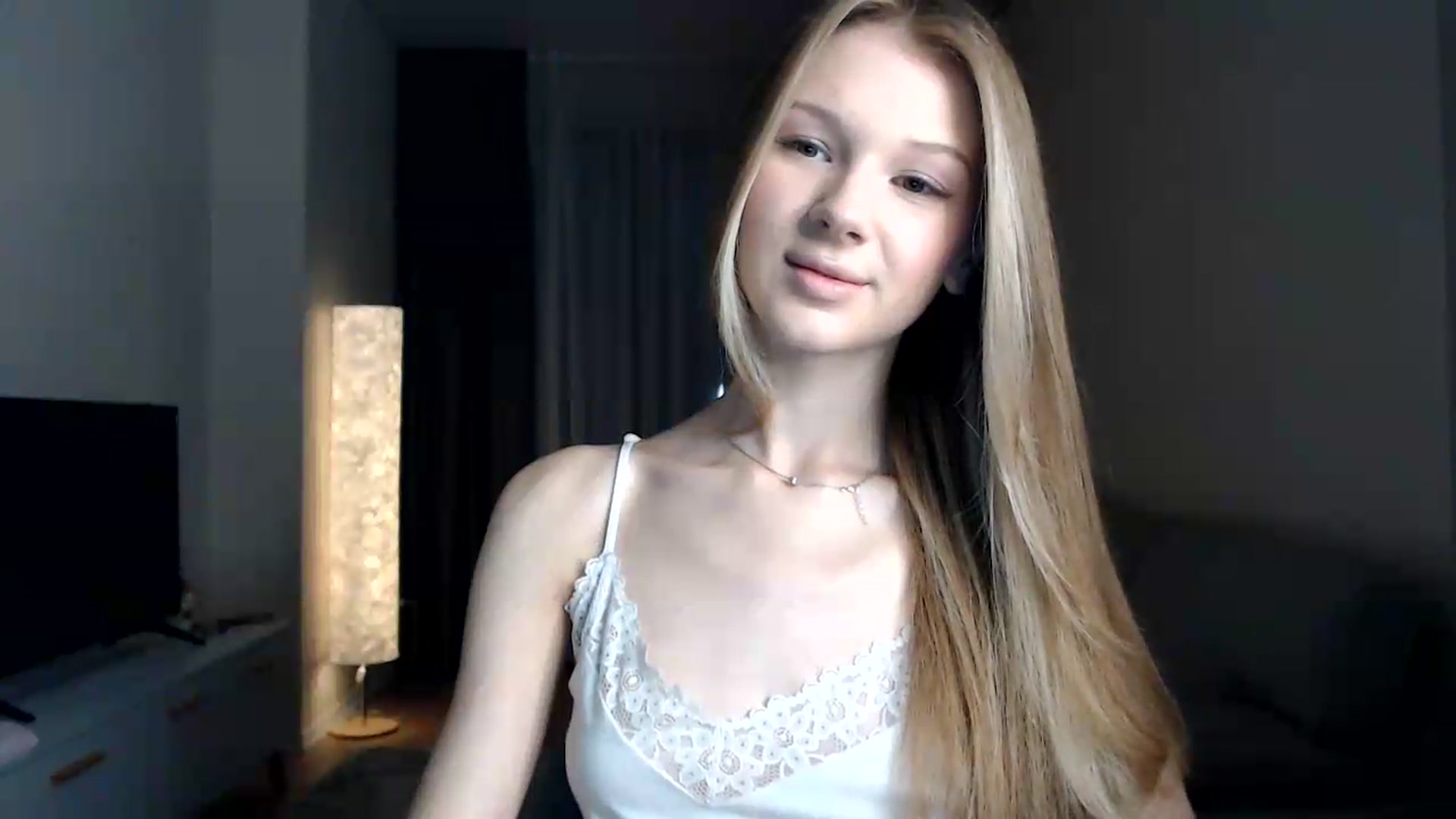 Gallery image thumbnail from CuteBlonde's myfreecams stream on, 07/11/2026, 18:31 image 5 of 20