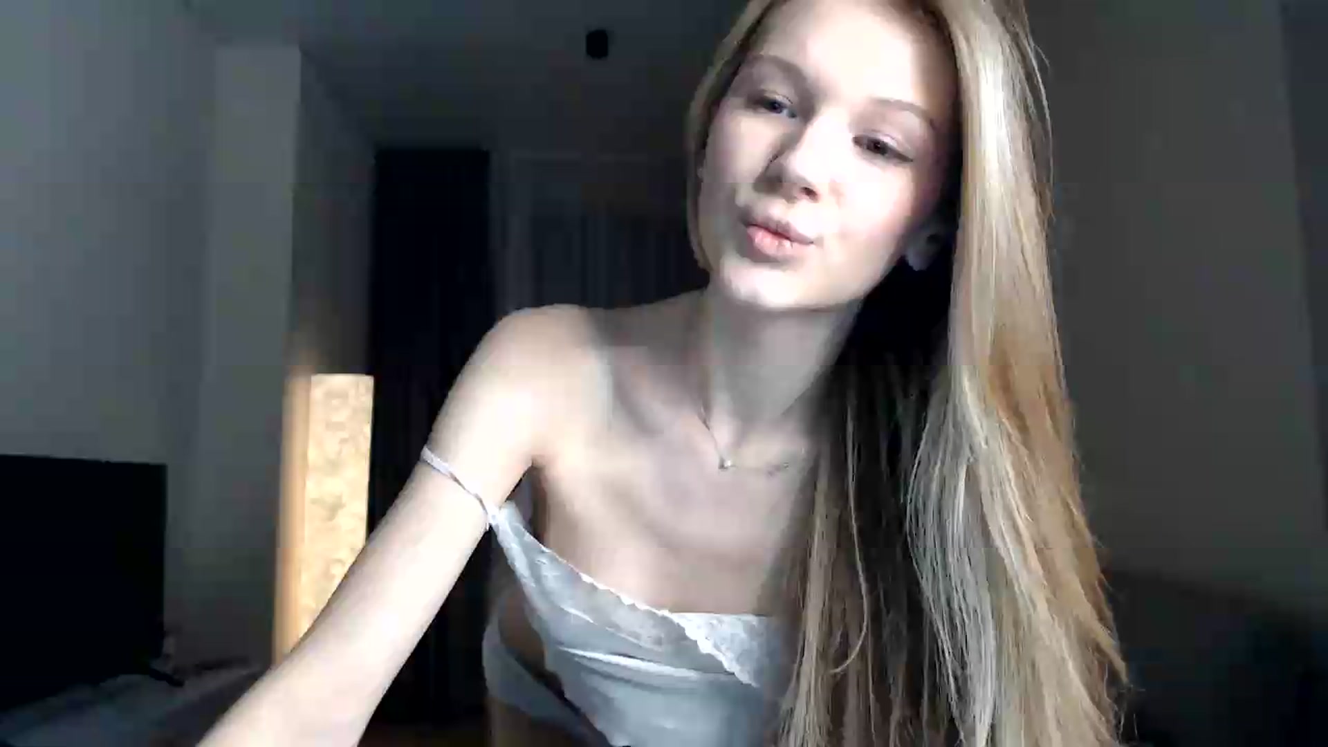 Gallery image thumbnail from CuteBlonde's myfreecams stream on, 07/11/2026, 21:19 image 1 of 20