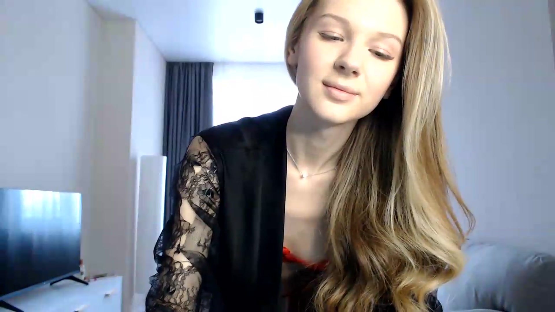 Gallery image thumbnail from CuteBlonde's myfreecams stream on, 07/12/2026, 14:59 image 18 of 20