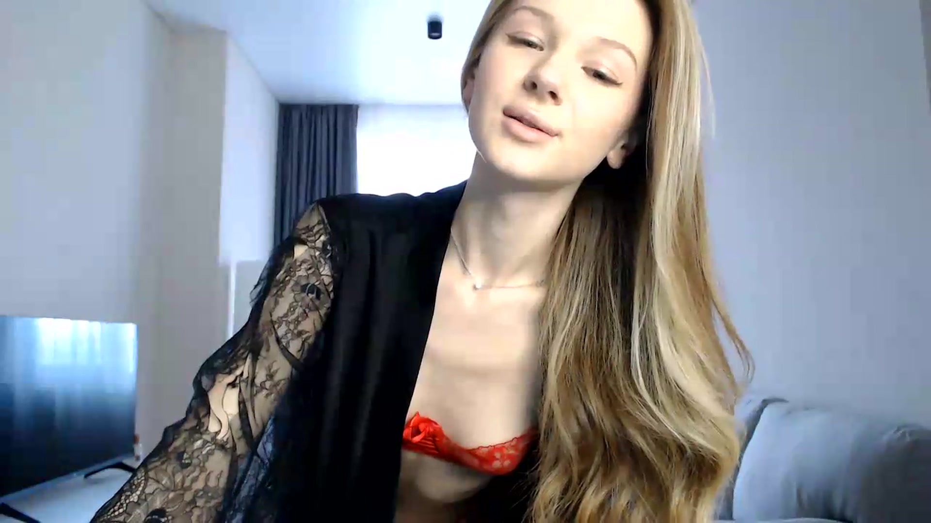 Gallery image thumbnail from CuteBlonde's myfreecams stream on, 07/12/2026, 14:59 image 17 of 20