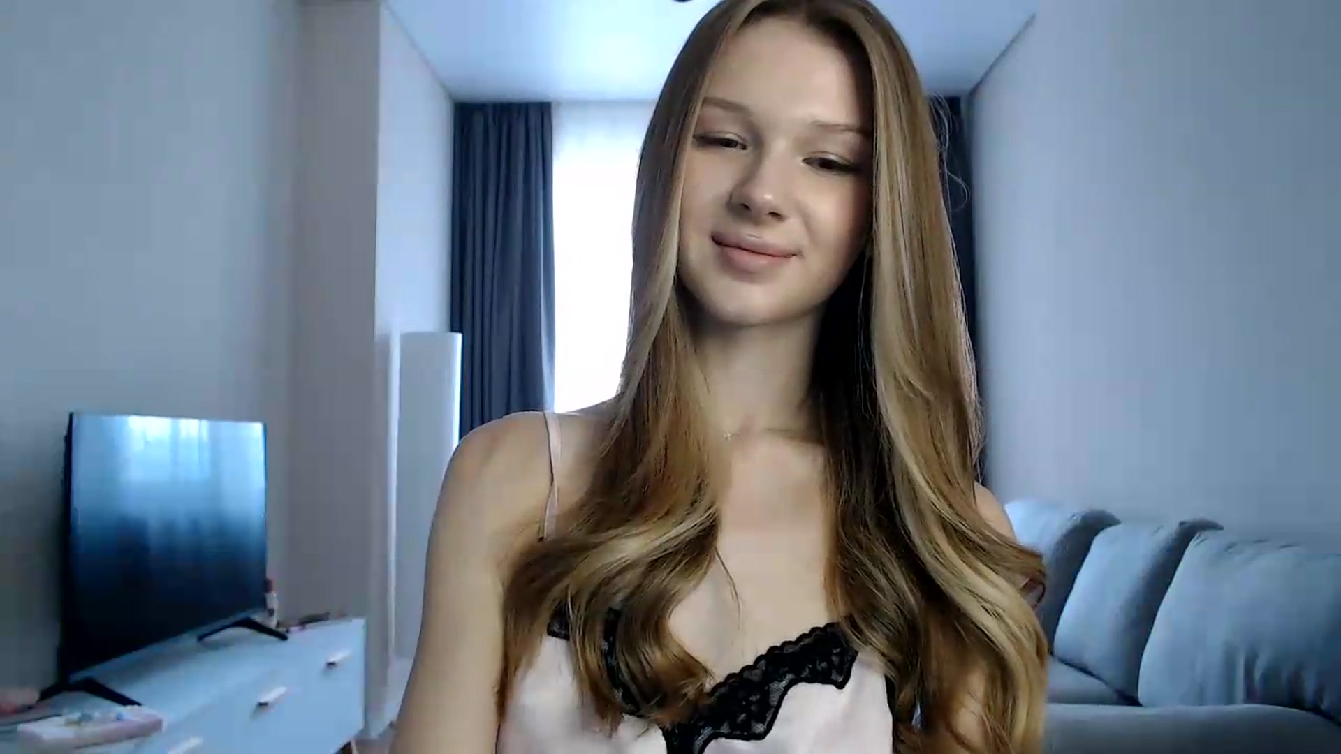 Gallery image thumbnail from CuteBlonde's myfreecams stream on, 07/13/2026, 15:04 image 5 of 20