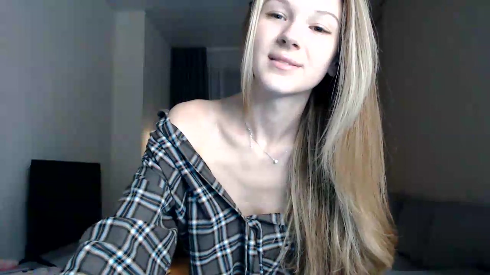 Gallery image thumbnail from CuteBlonde's myfreecams stream on, 07/16/2026, 24:01 image 13 of 20