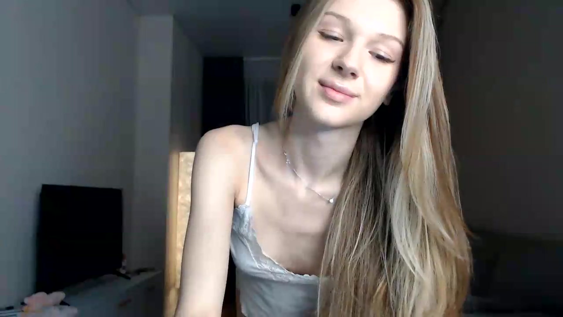 Gallery image thumbnail from CuteBlonde's myfreecams stream on, 07/21/2026, 22:22 image 5 of 20