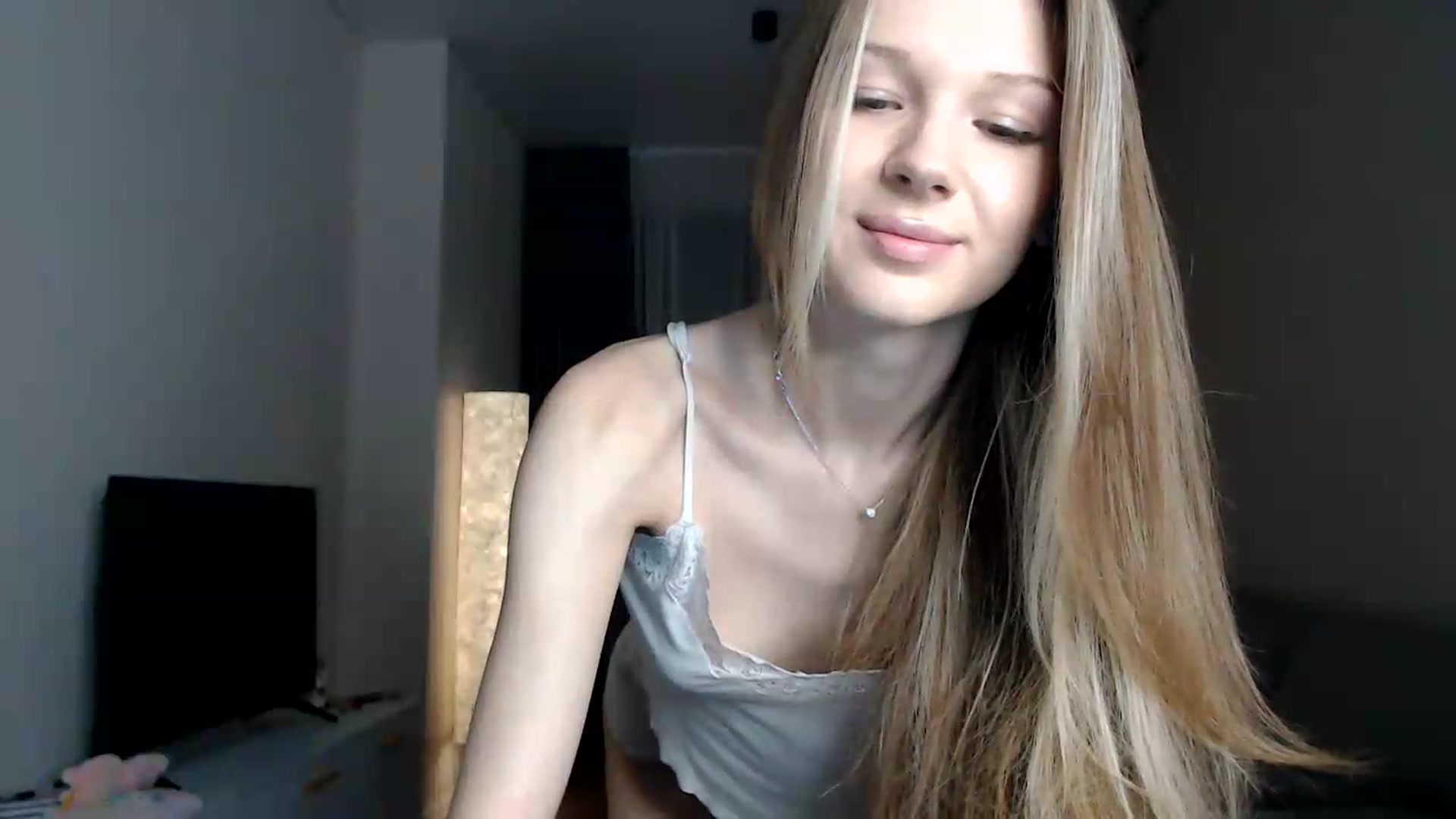 Gallery image thumbnail from CuteBlonde's myfreecams stream on, 07/21/2026, 22:22 image 3 of 20
