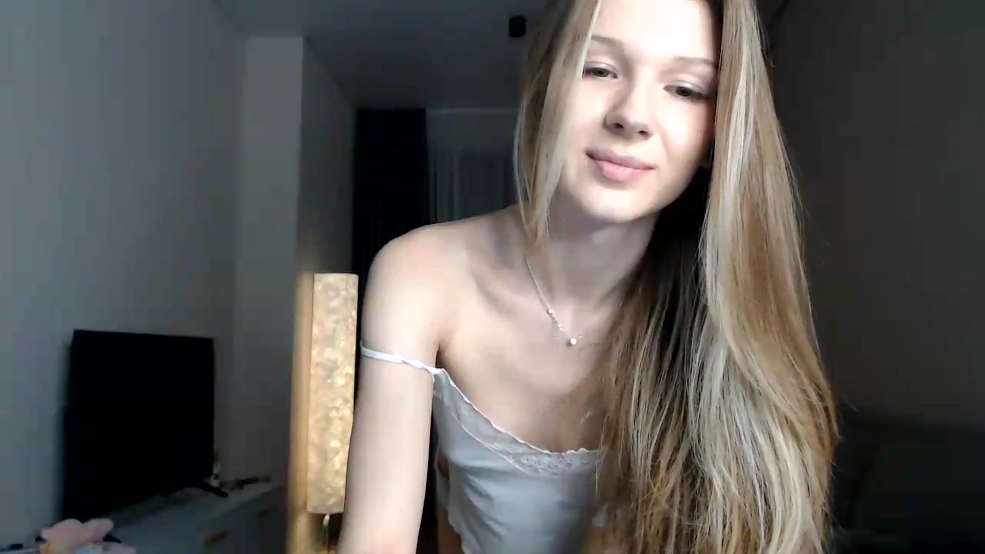 Gallery image thumbnail from CuteBlonde's myfreecams stream on, 07/21/2026, 23:44 image 10 of 20