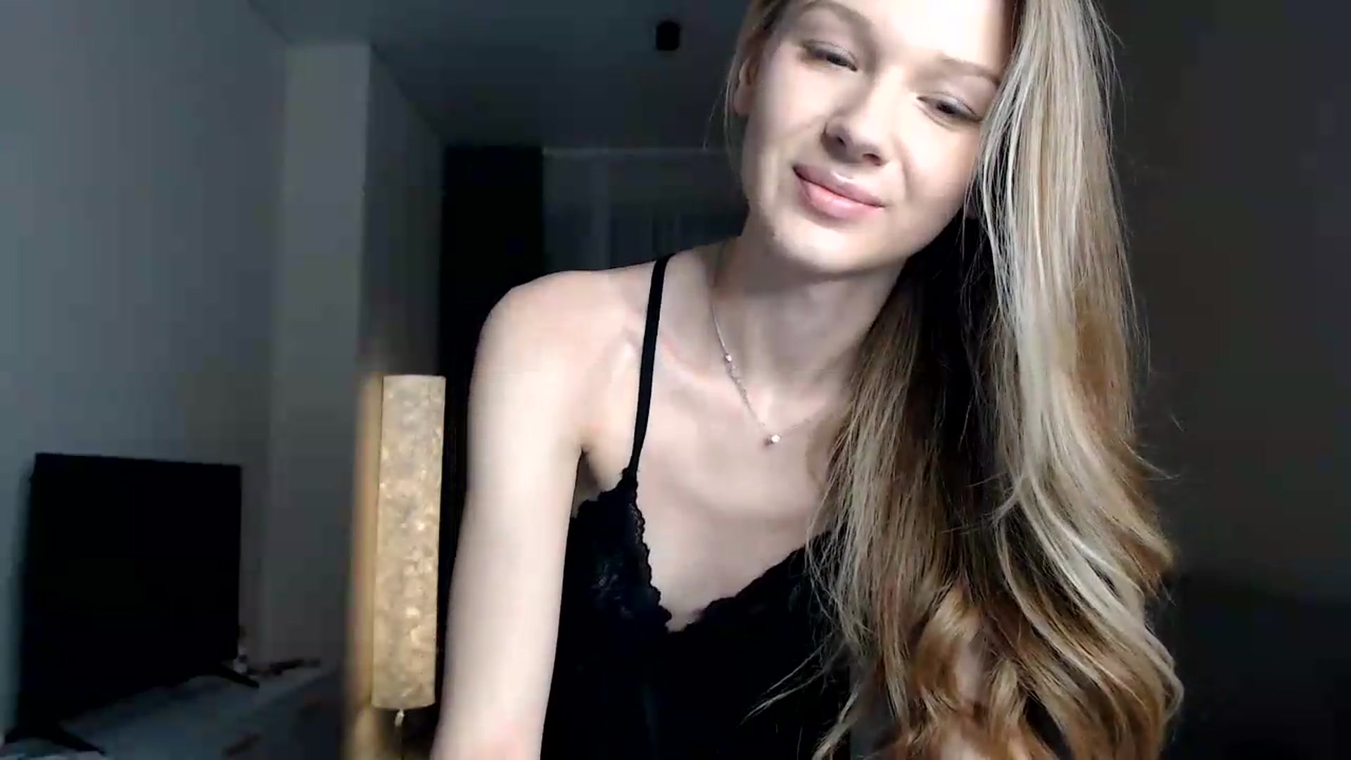 Gallery image thumbnail from CuteBlonde's myfreecams stream on, 07/24/2026, 01:17 image 5 of 20