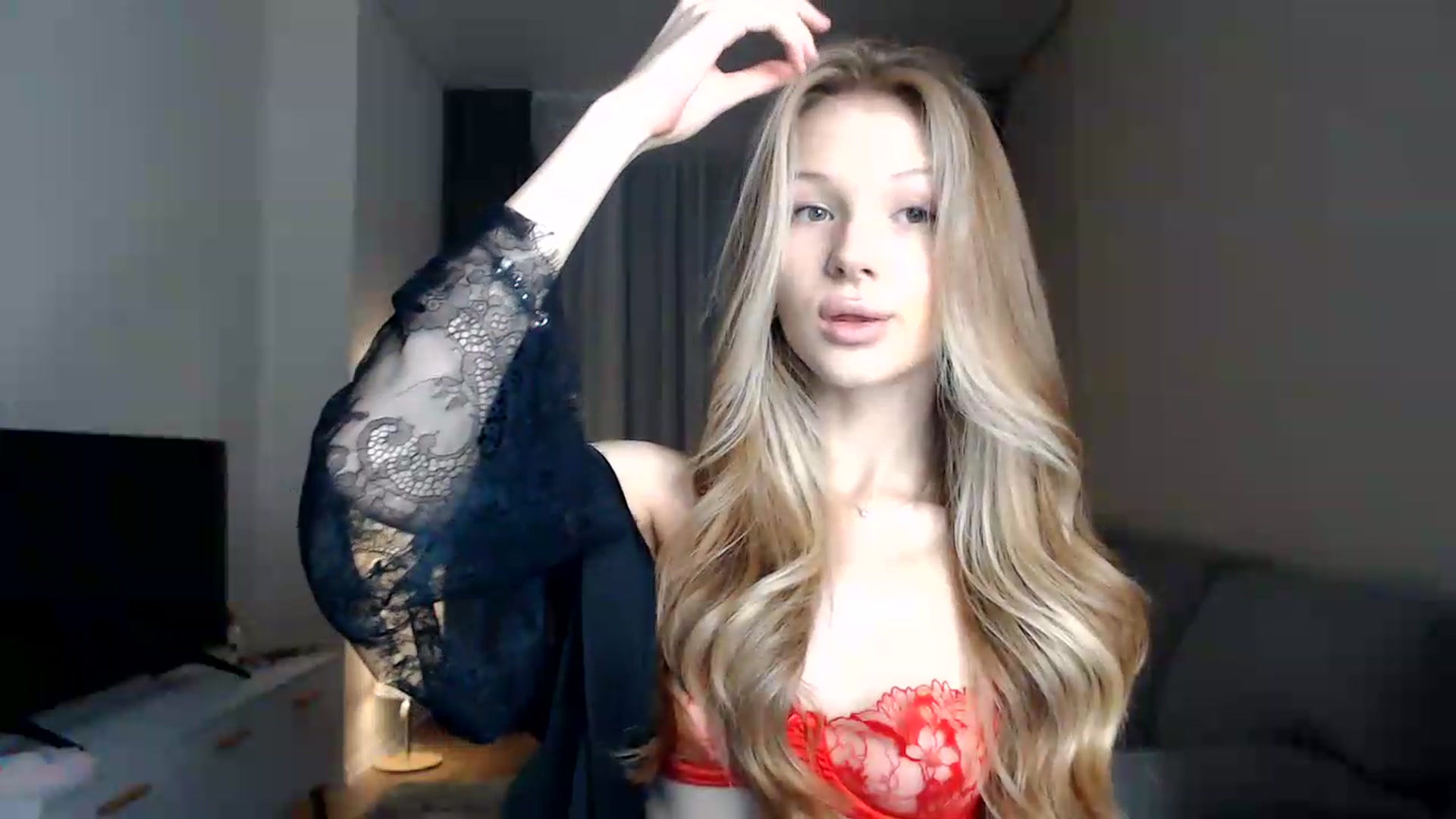 Gallery image thumbnail from CuteBlonde's myfreecams stream on, 07/28/2026, 02:10 image 11 of 20
