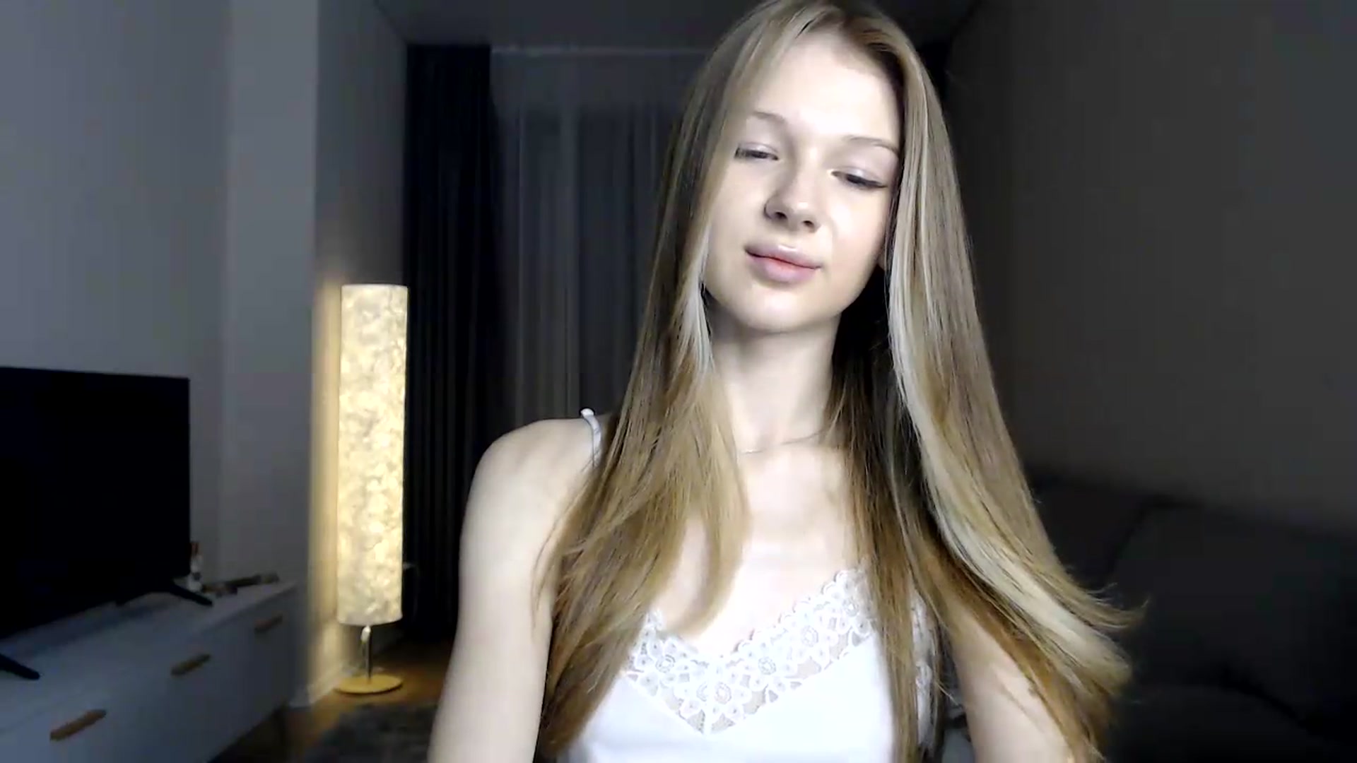Gallery image thumbnail from CuteBlonde's myfreecams stream on, 07/28/2026, 22:56 image 2 of 20