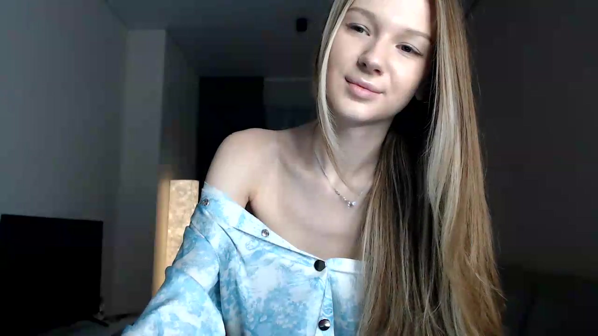 Gallery image thumbnail from CuteBlonde's myfreecams stream on, 07/31/2026, 01:56 image 8 of 20