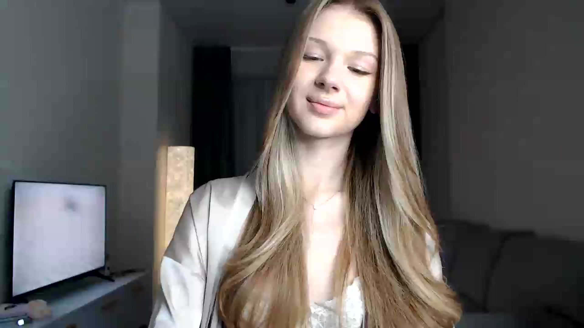 Gallery image thumbnail from CuteBlonde's myfreecams stream on, 08/03/2026, 20:58 image 2 of 20
