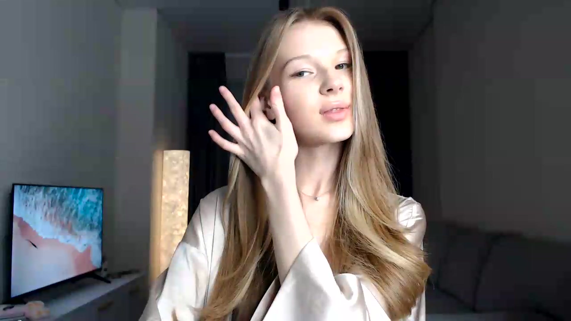 Gallery image thumbnail from CuteBlonde's myfreecams stream on, 08/03/2026, 21:18 image 7 of 20