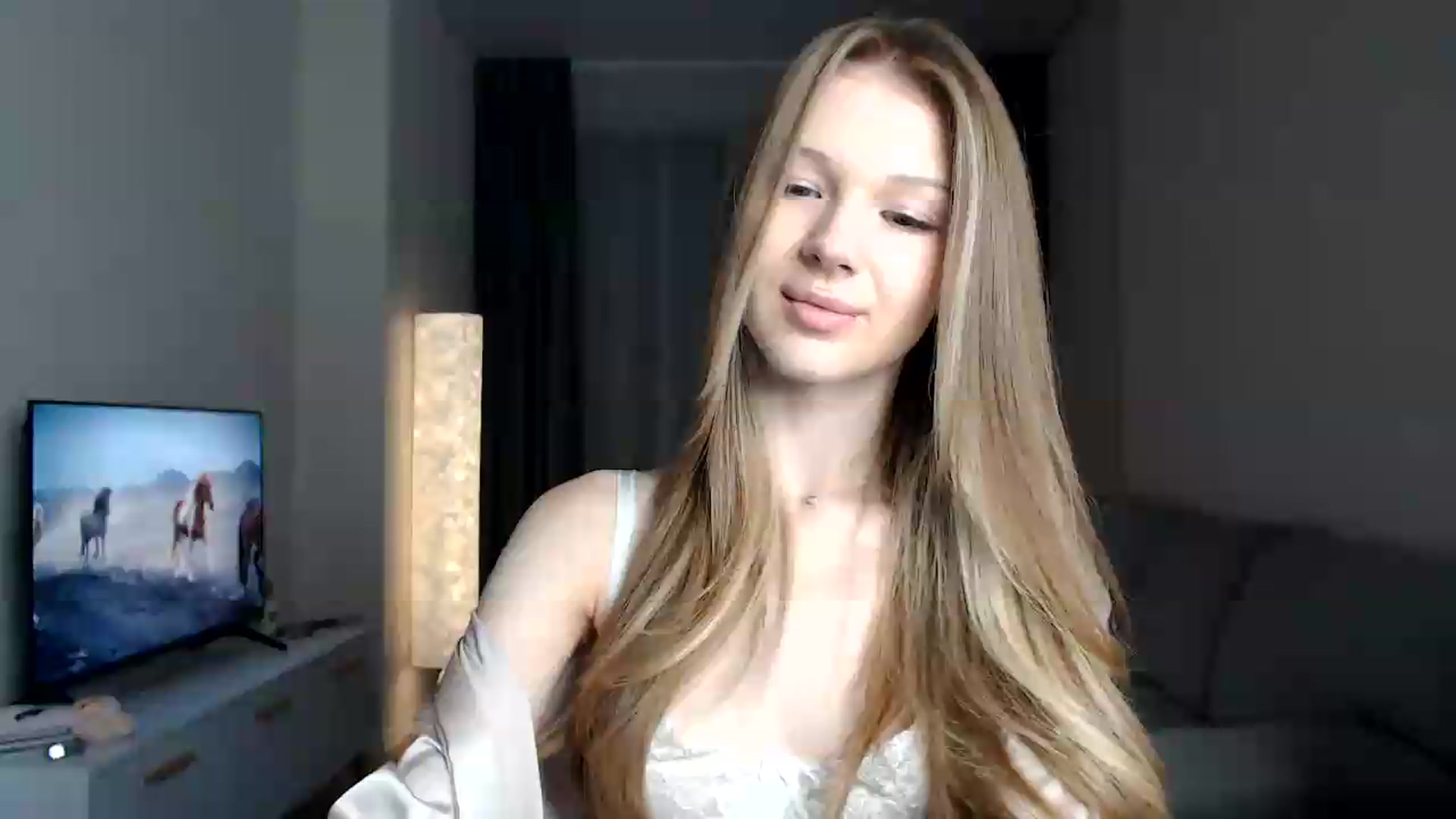 Gallery image thumbnail from CuteBlonde's myfreecams stream on, 08/03/2026, 21:18 image 18 of 20