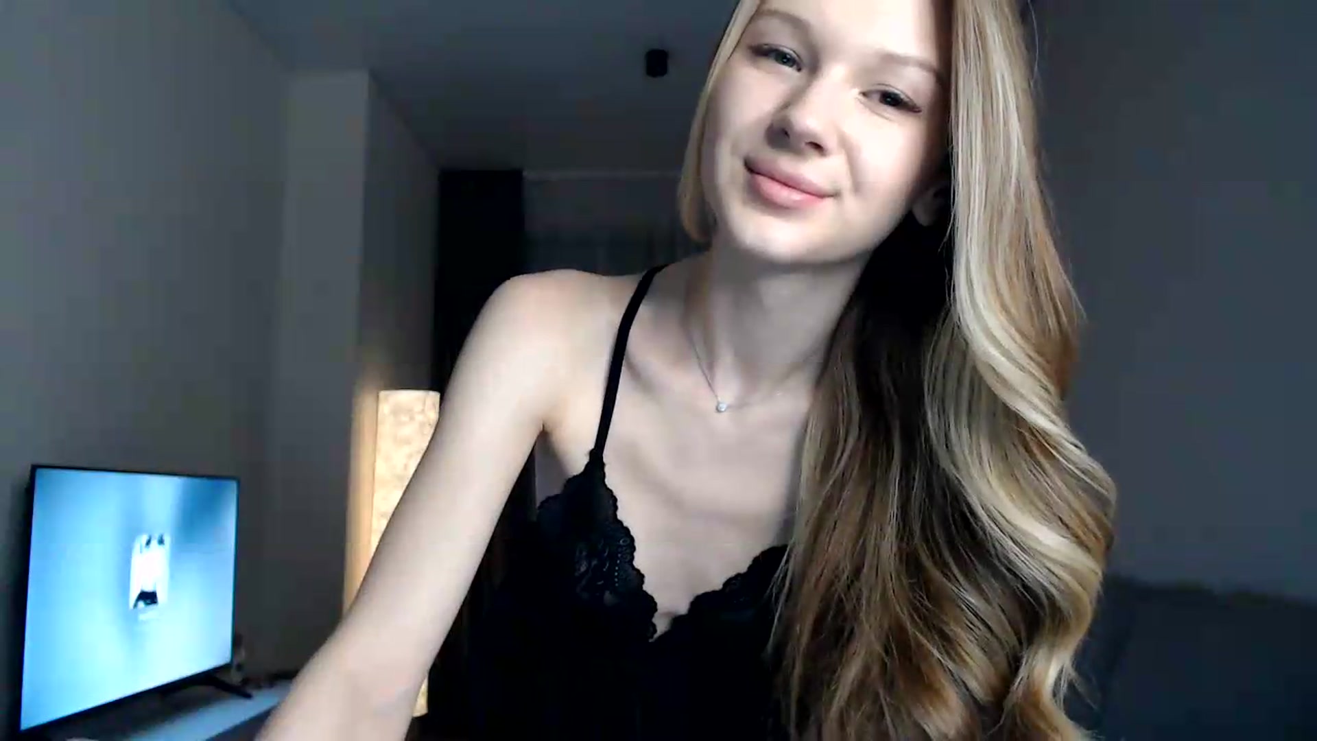 Gallery image thumbnail from CuteBlonde's myfreecams stream on, 08/04/2026, 21:50 image 20 of 20