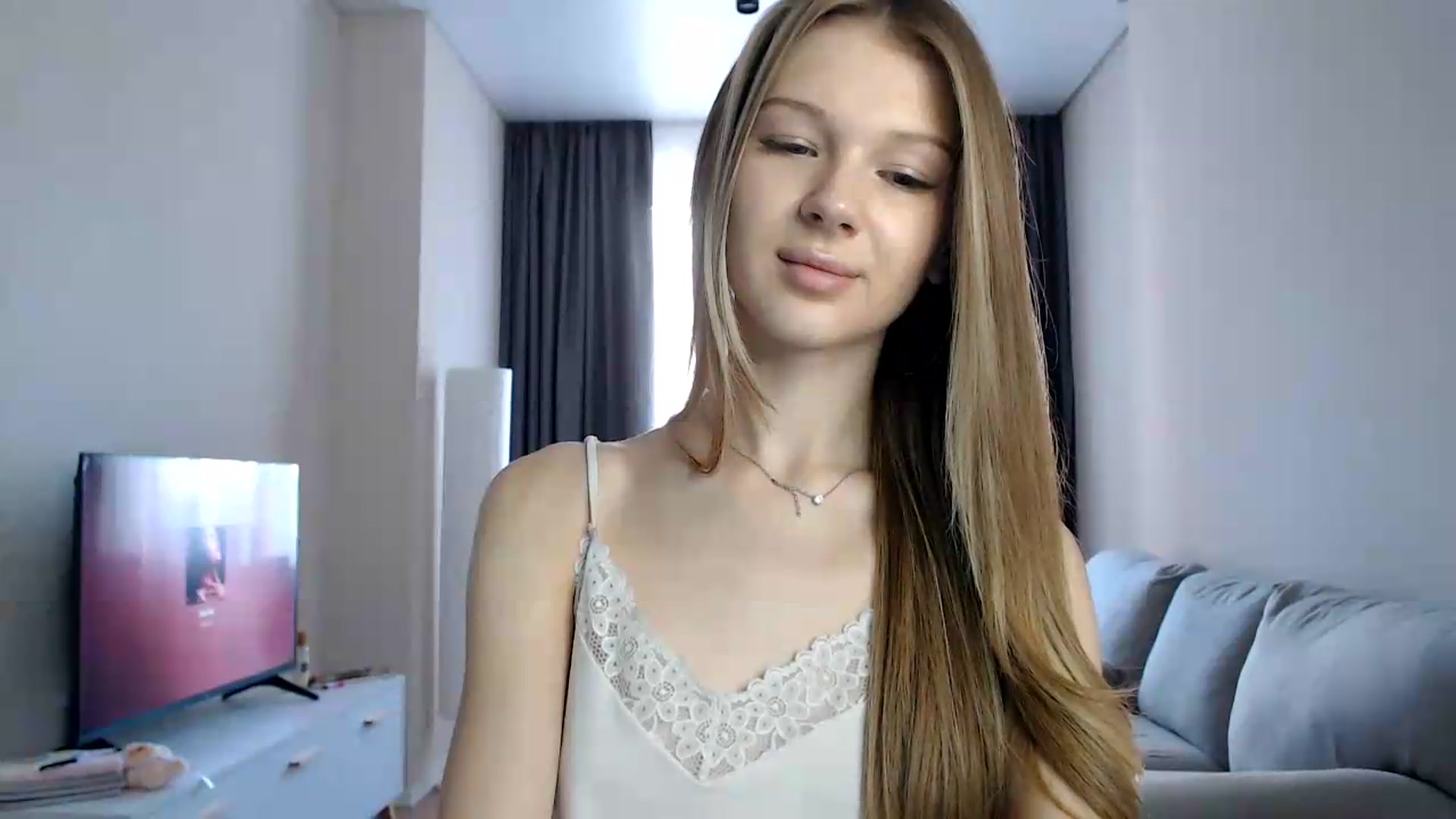 Gallery image thumbnail from CuteBlonde's myfreecams stream on, 08/05/2026, 15:31 image 17 of 20
