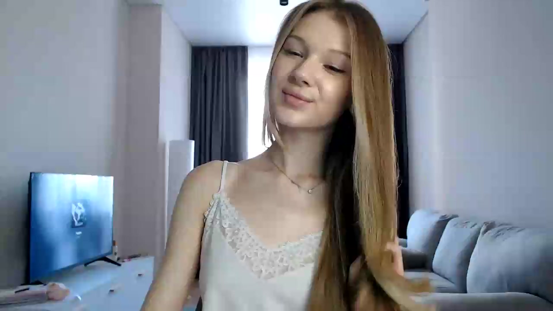 Gallery image thumbnail from CuteBlonde's myfreecams stream on, 08/05/2026, 15:31 image 6 of 20