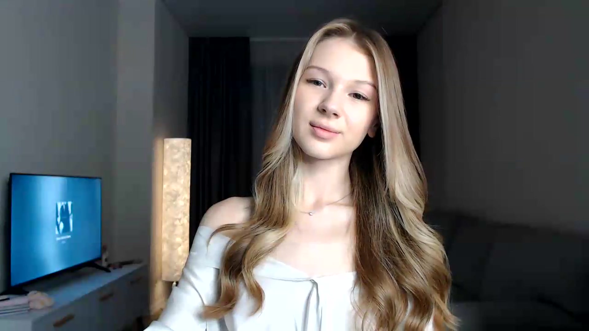 Gallery image thumbnail from CuteBlonde's myfreecams stream on, 08/06/2026, 22:14 image 3 of 20