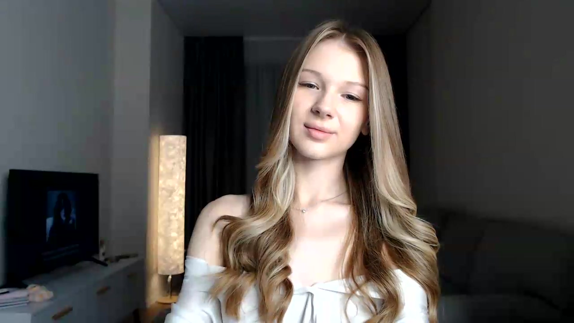Gallery image thumbnail from CuteBlonde's myfreecams stream on, 08/06/2026, 22:14 image 9 of 20