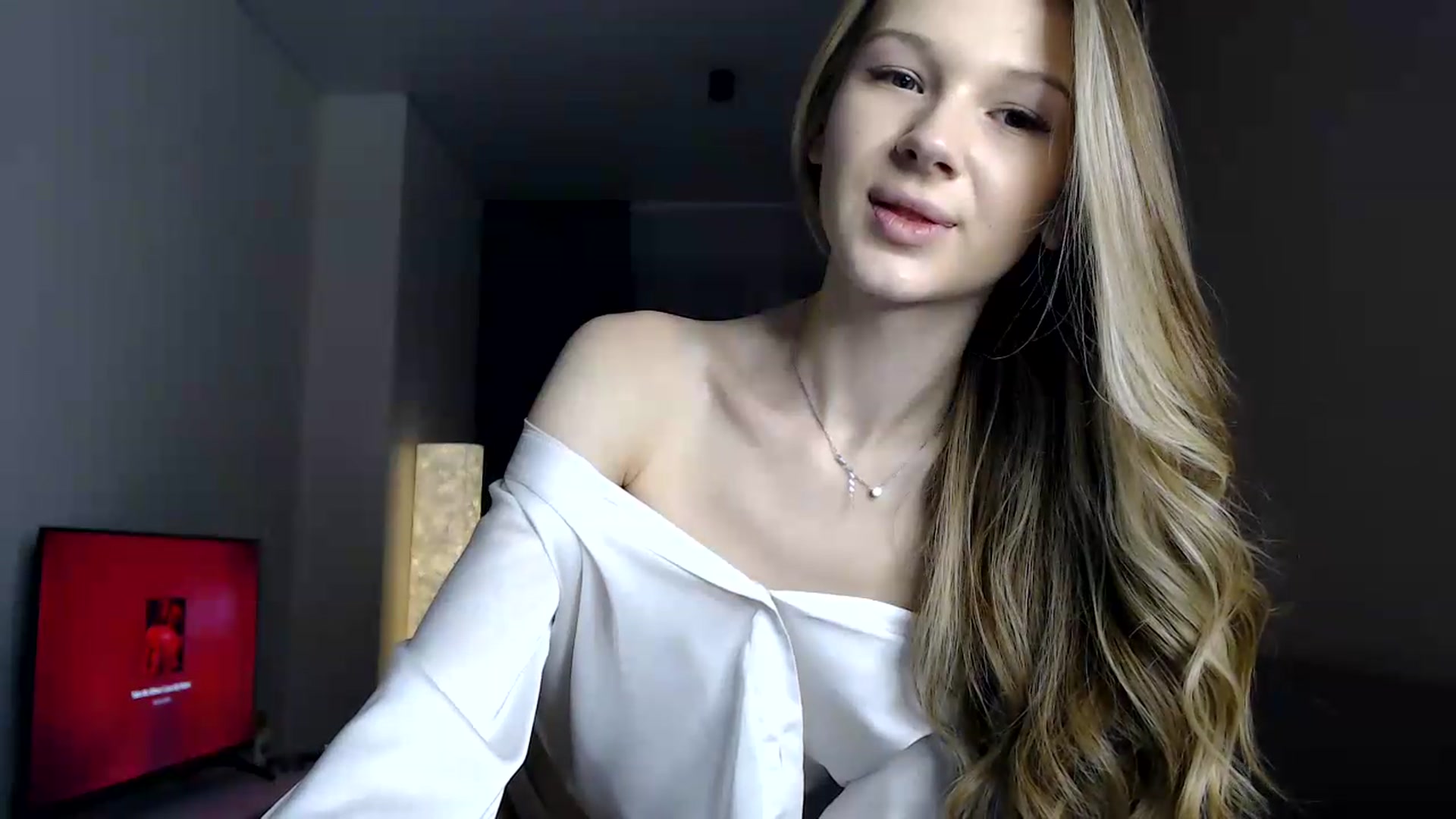 Gallery image thumbnail from CuteBlonde's myfreecams stream on, 08/06/2026, 22:14 image 17 of 20