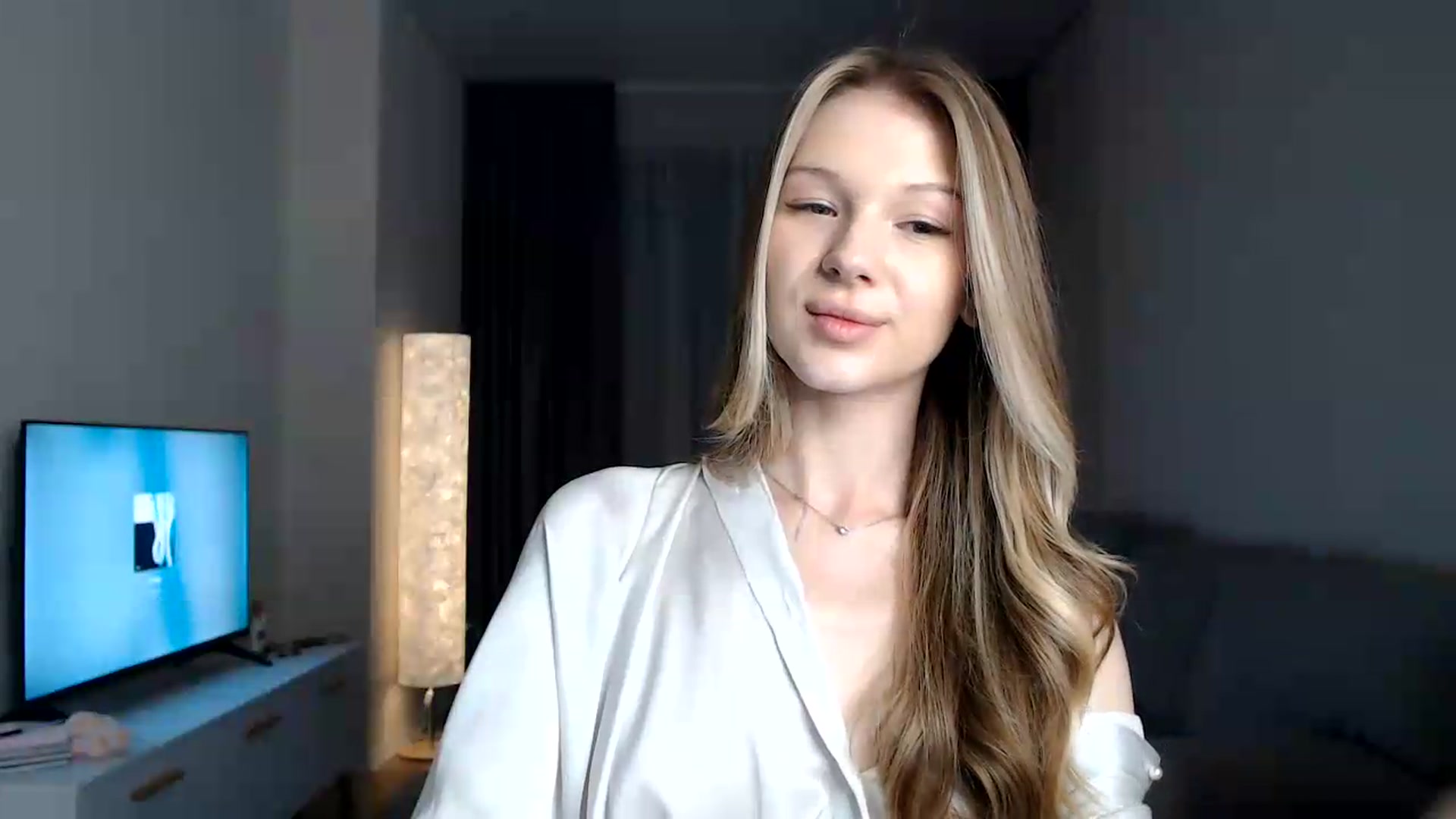 Gallery image thumbnail from CuteBlonde's myfreecams stream on, 08/06/2026, 23:41 image 11 of 20